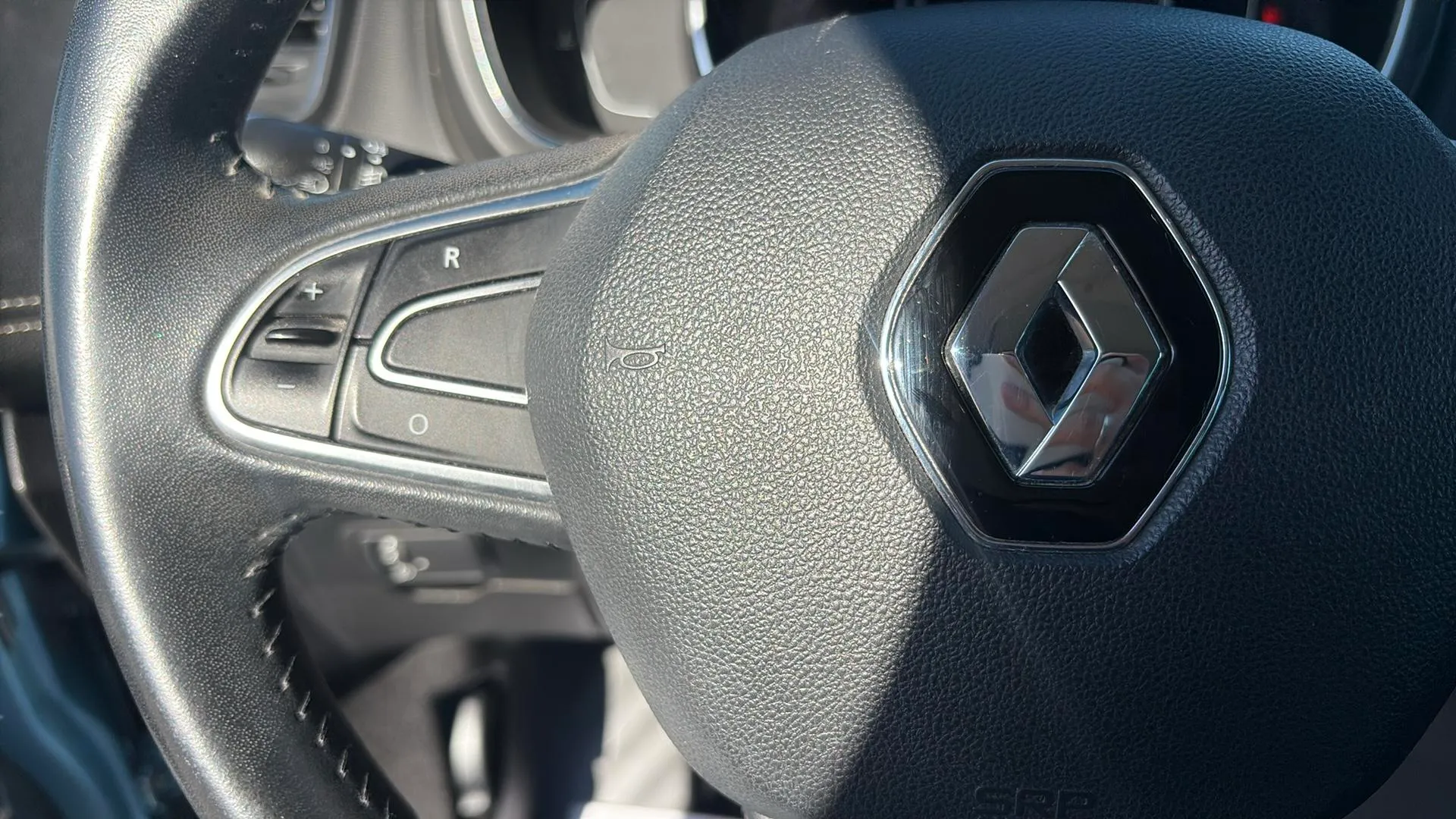 Renault Scénic Zen TCe GPF - foto 11