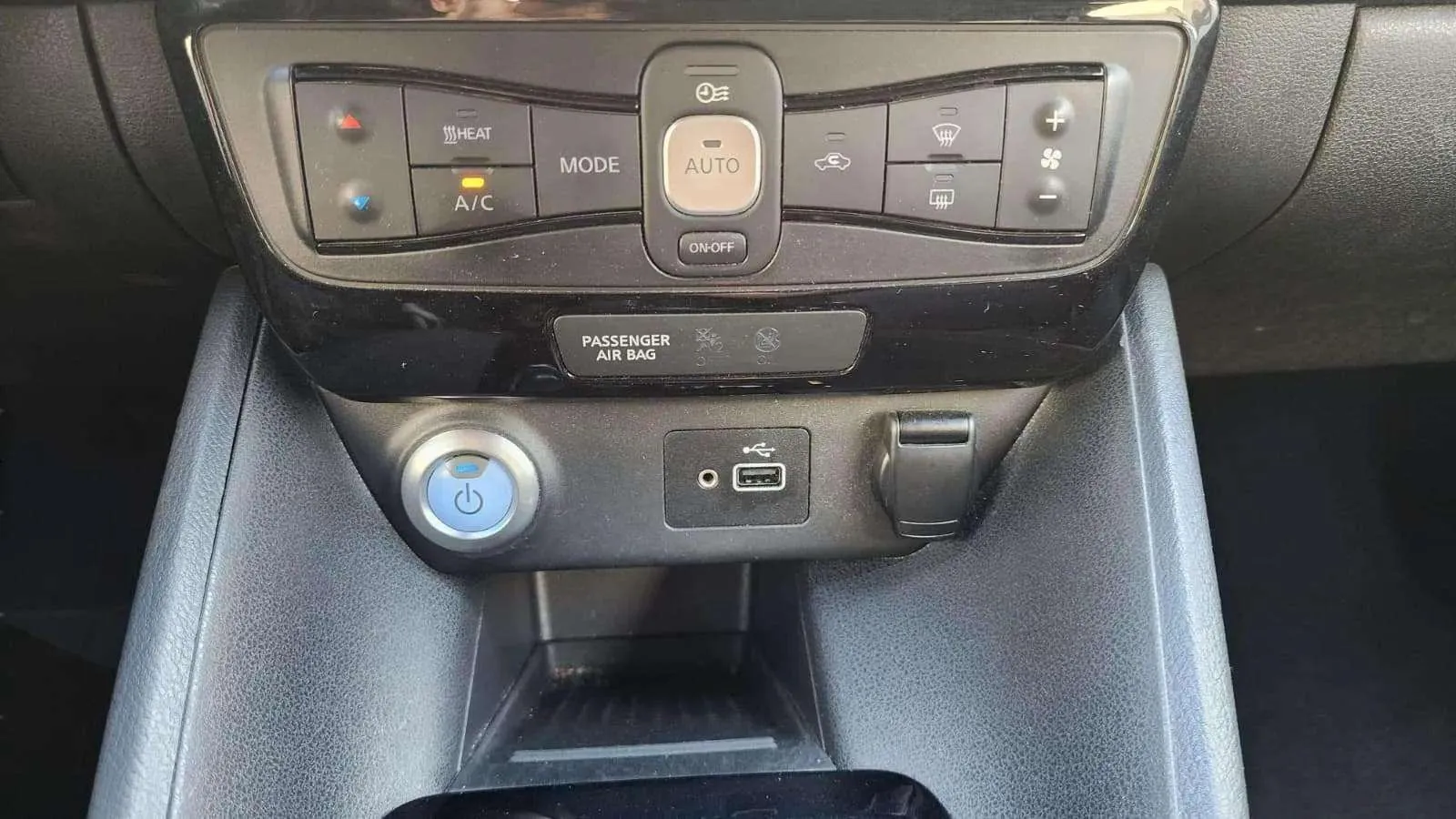 Nissan Leaf 40kWh N-Connecta - foto 18