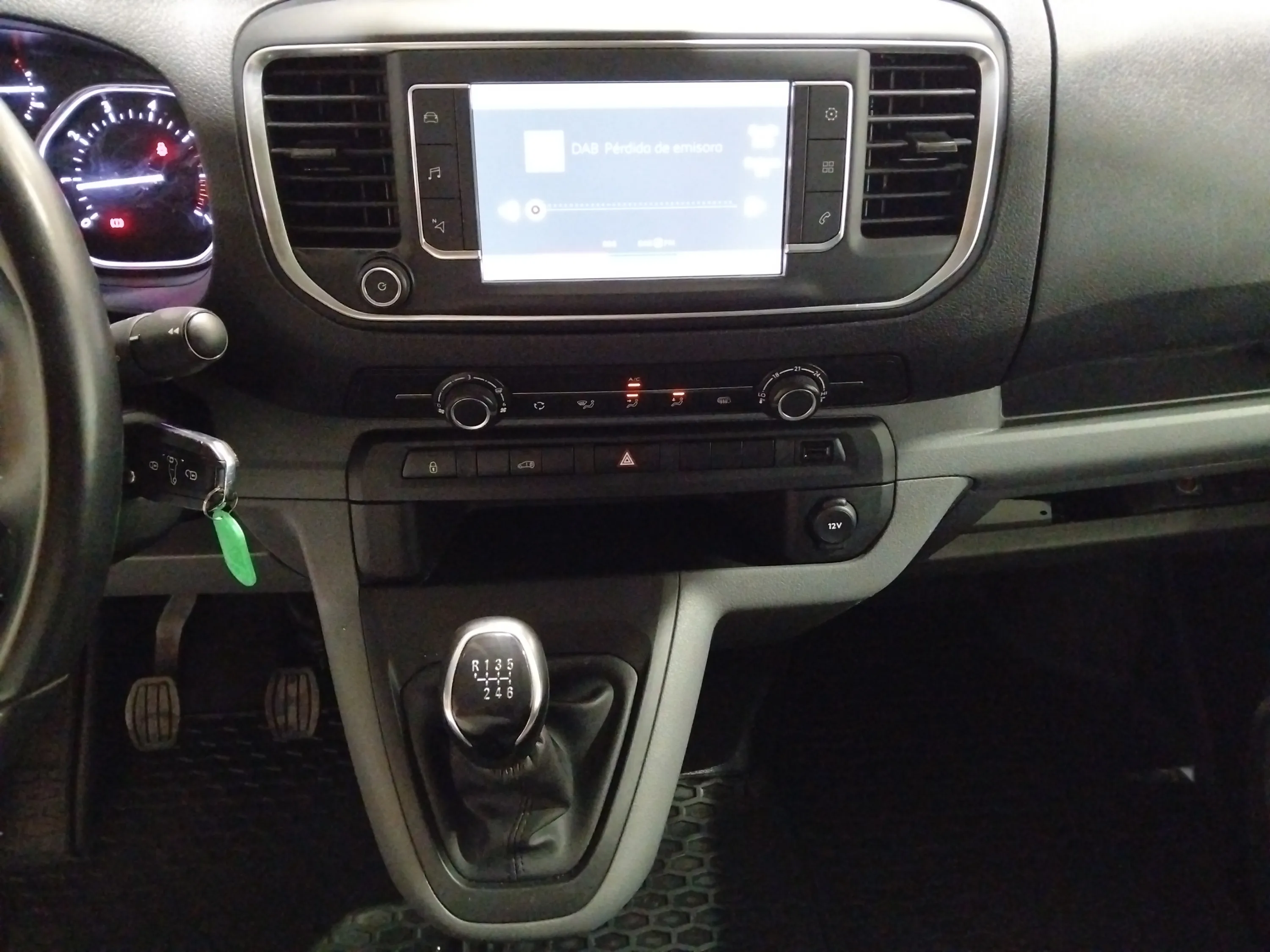 Fiat Scudo Furgón L2 MT6 Lounge - foto 10