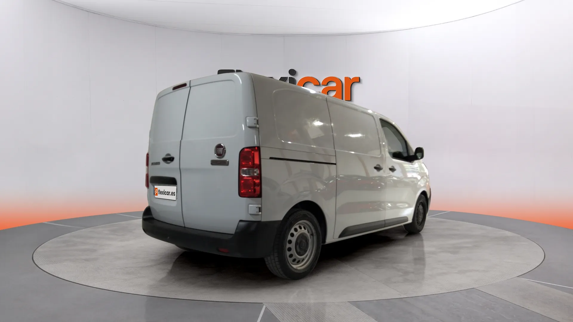 Fiat Scudo Furgón L2 MT6 Lounge - foto 7
