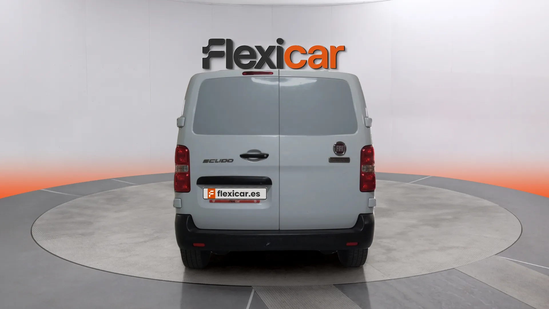 Fiat Scudo Furgón L2 MT6 Lounge - foto 6