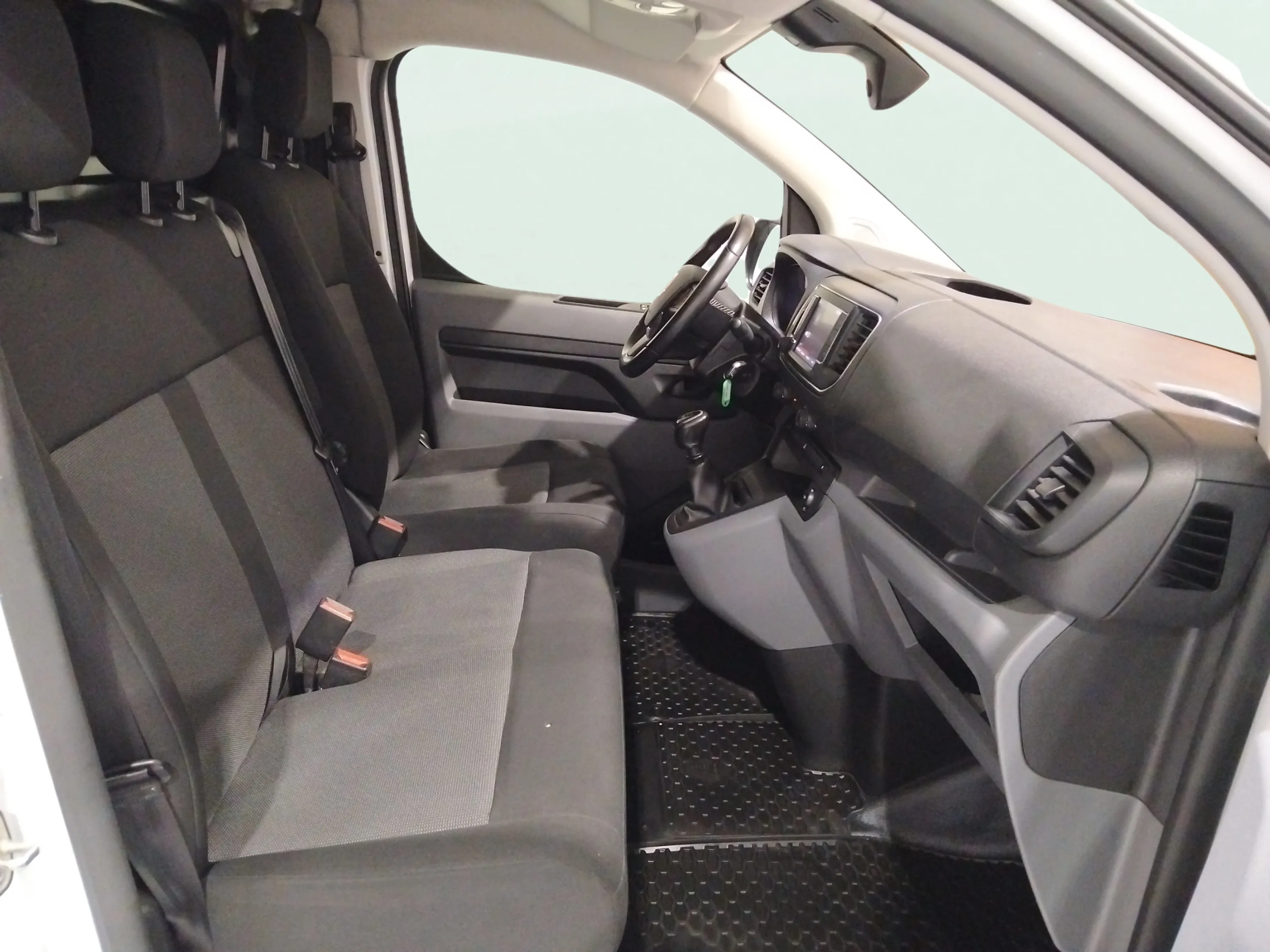 Fiat Scudo Furgón L2 MT6 Lounge - foto 13