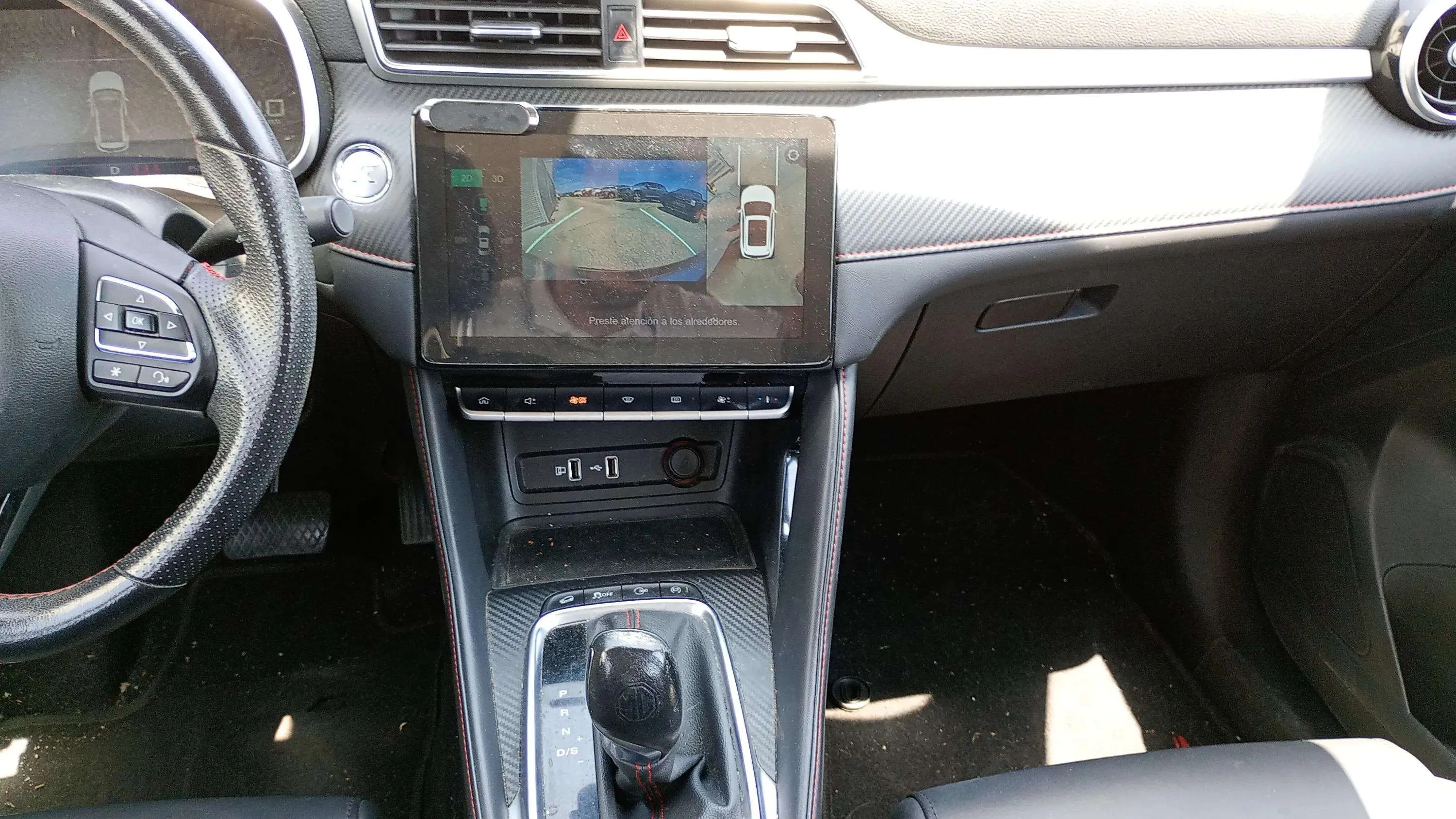 MG ZS 1.0T Luxury - foto 10