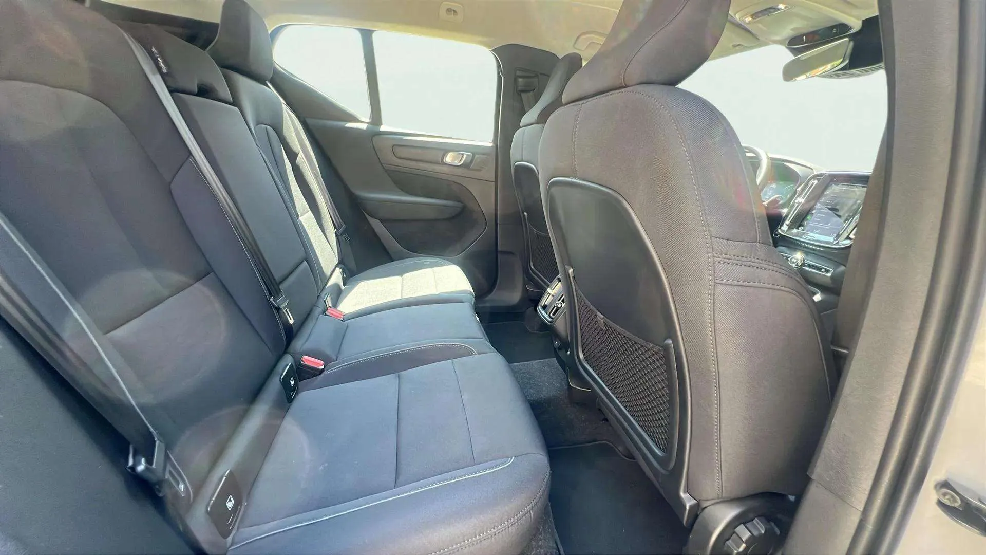 Volvo XC40 1.5 T2 Momentum Pro - foto 11