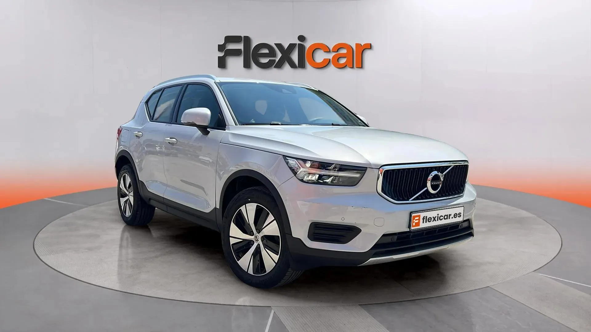 Volvo XC40 1.5 T2 Momentum Pro - foto 1
