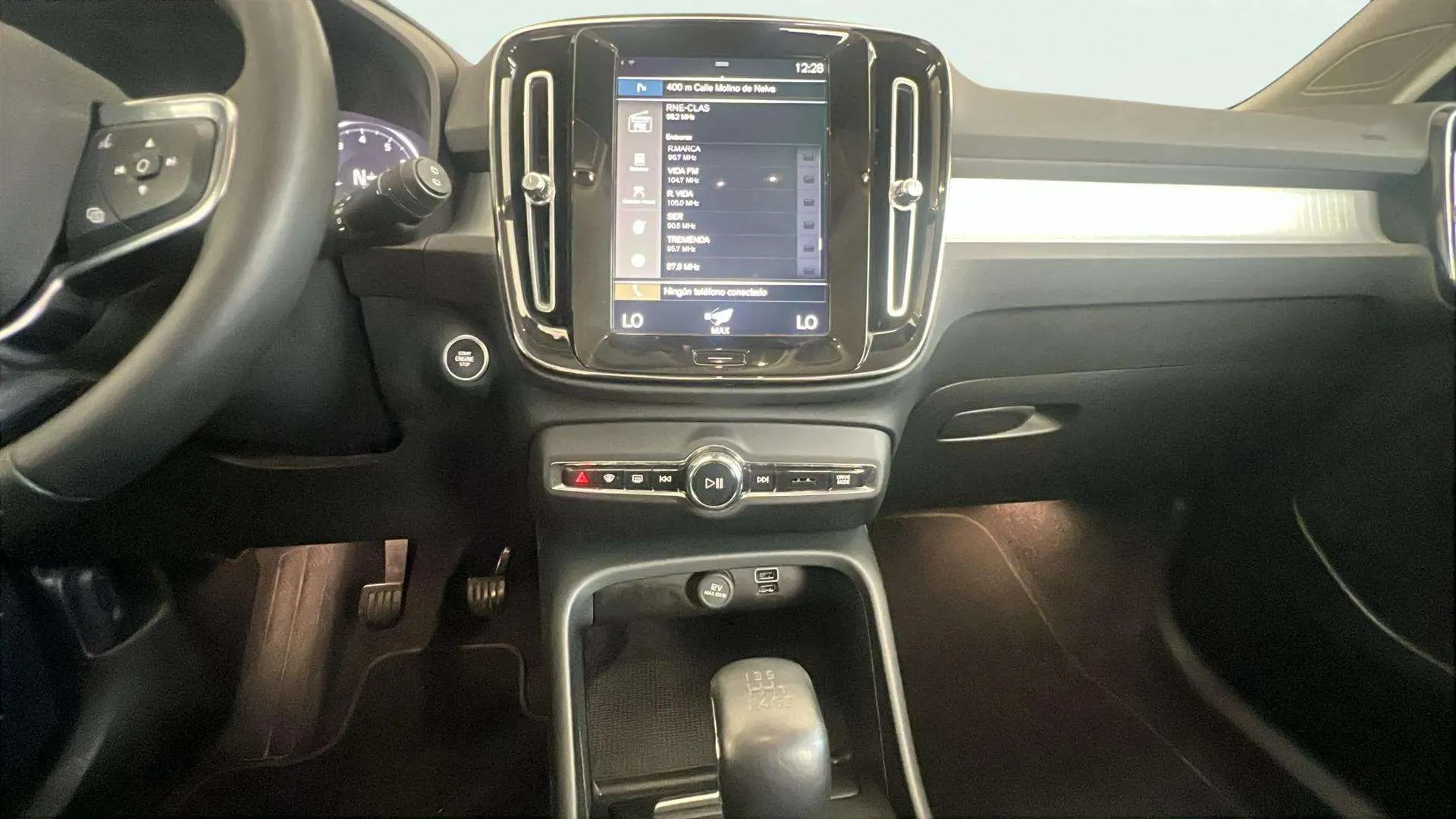 Volvo XC40 1.5 T2 Momentum Pro - foto 8