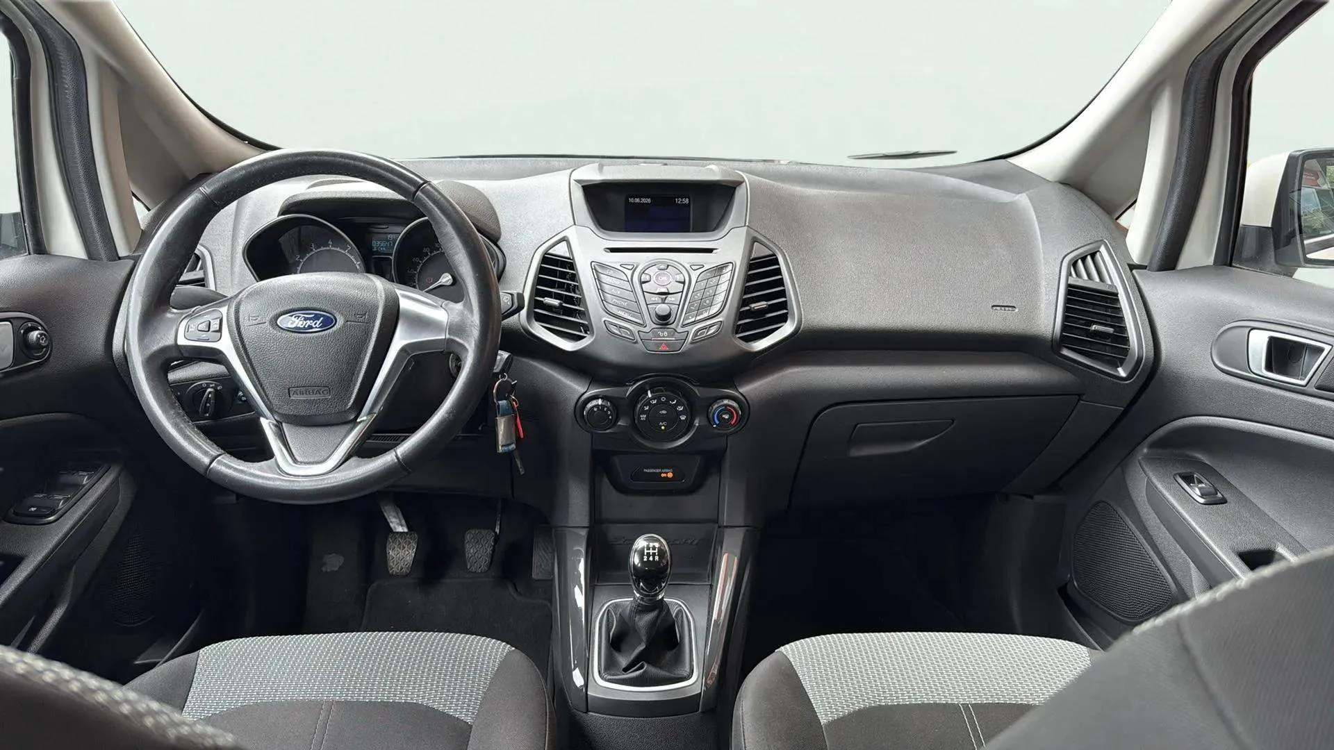 Ford EcoSport 1.0 EcoBoost Titanium - foto 11