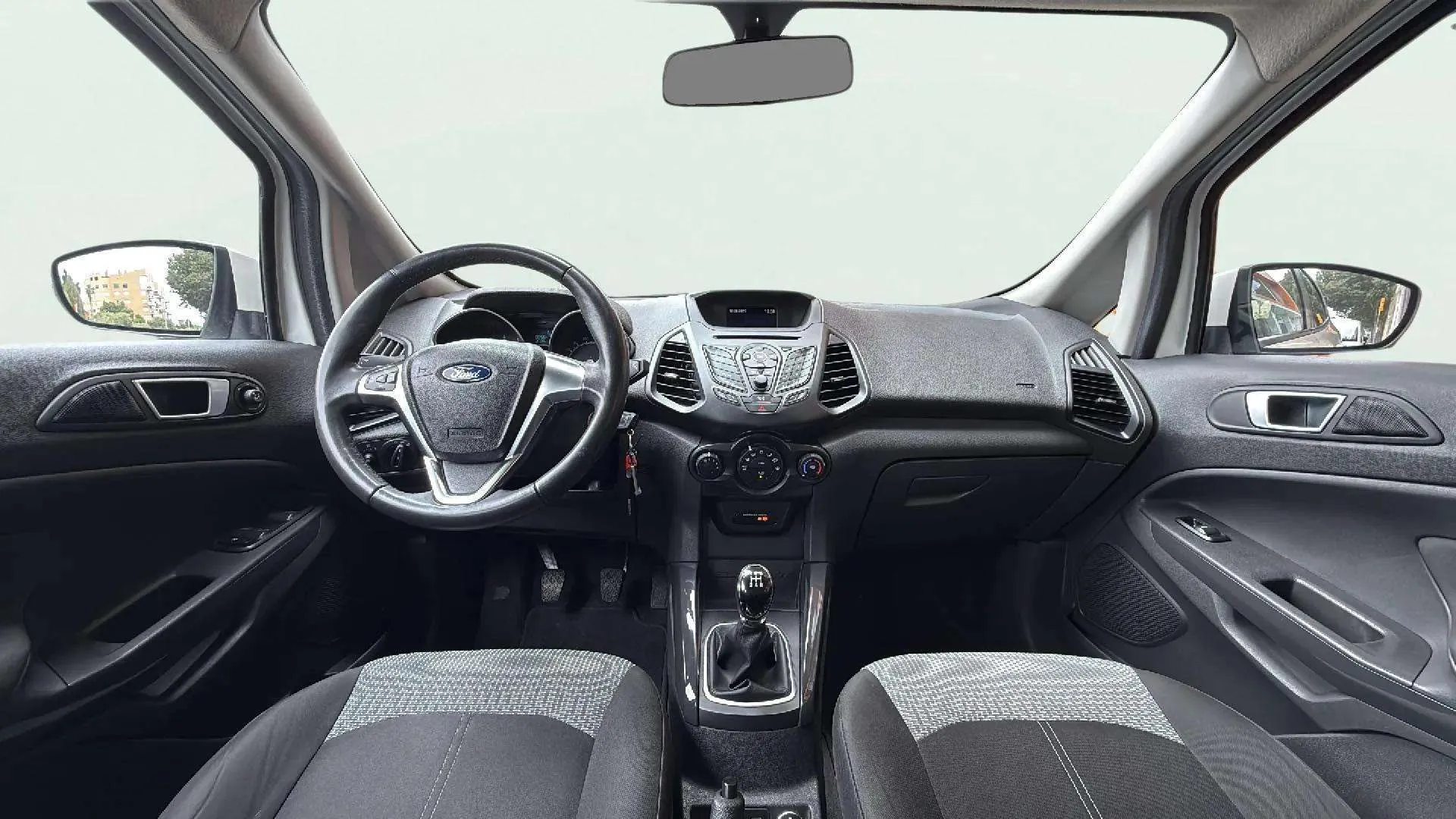 Ford EcoSport 1.0 EcoBoost Titanium - foto 10