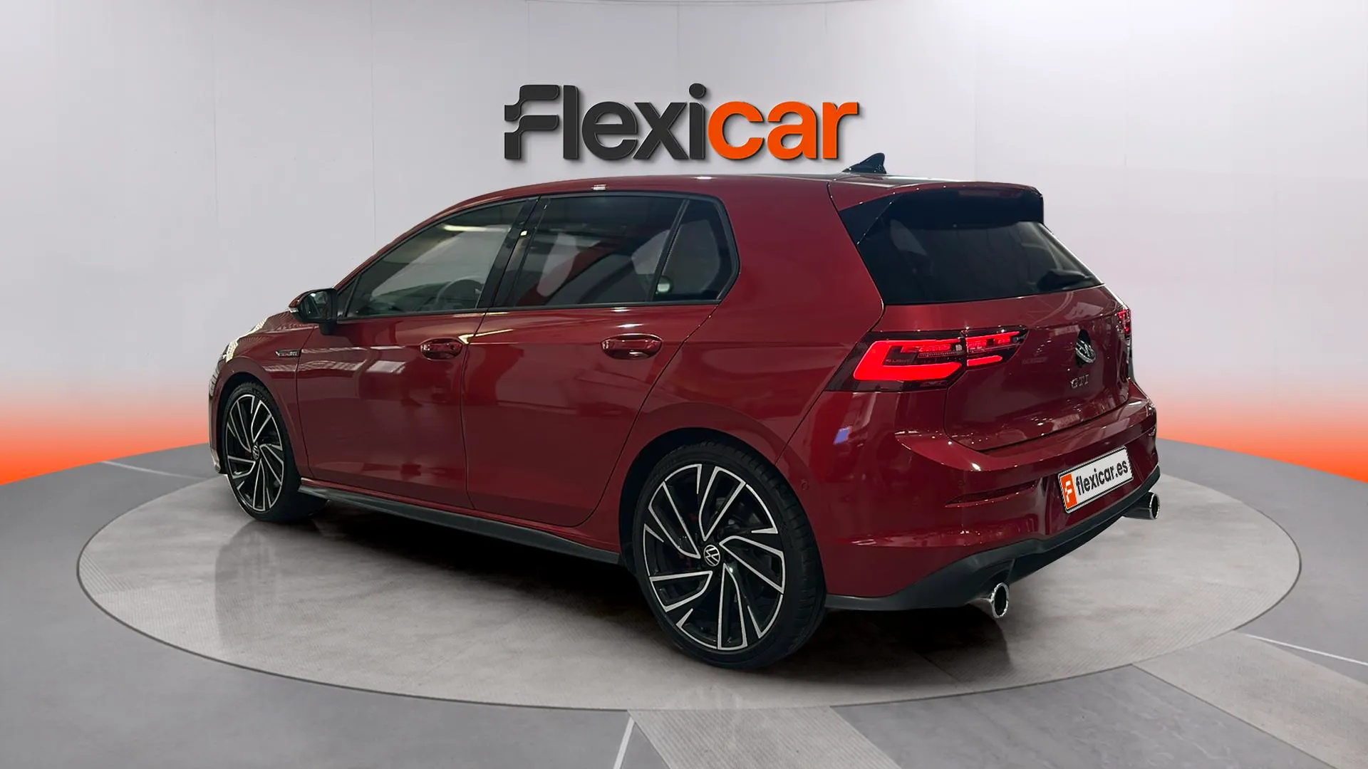 Volkswagen Golf GTI Performance 2.0 TSI DSG - foto 7