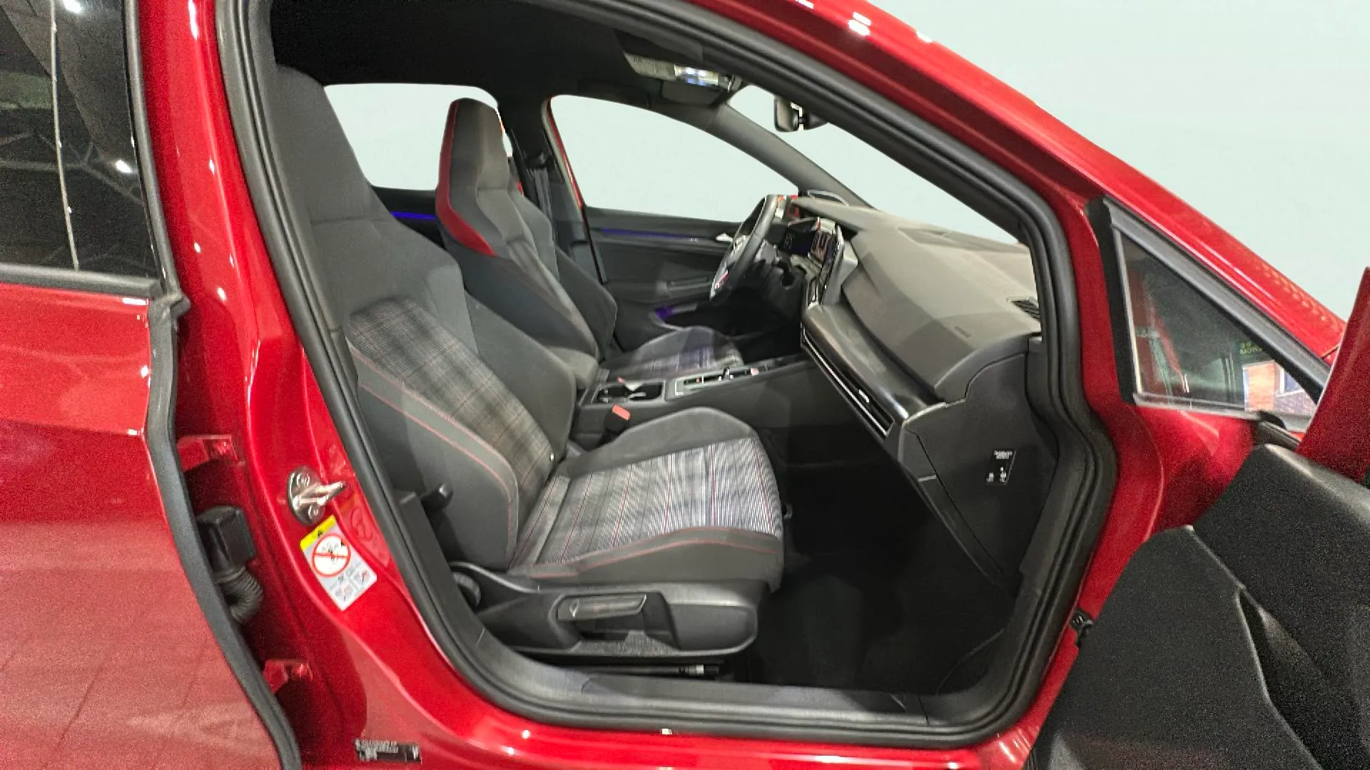 Volkswagen Golf GTI Performance 2.0 TSI DSG - foto 12