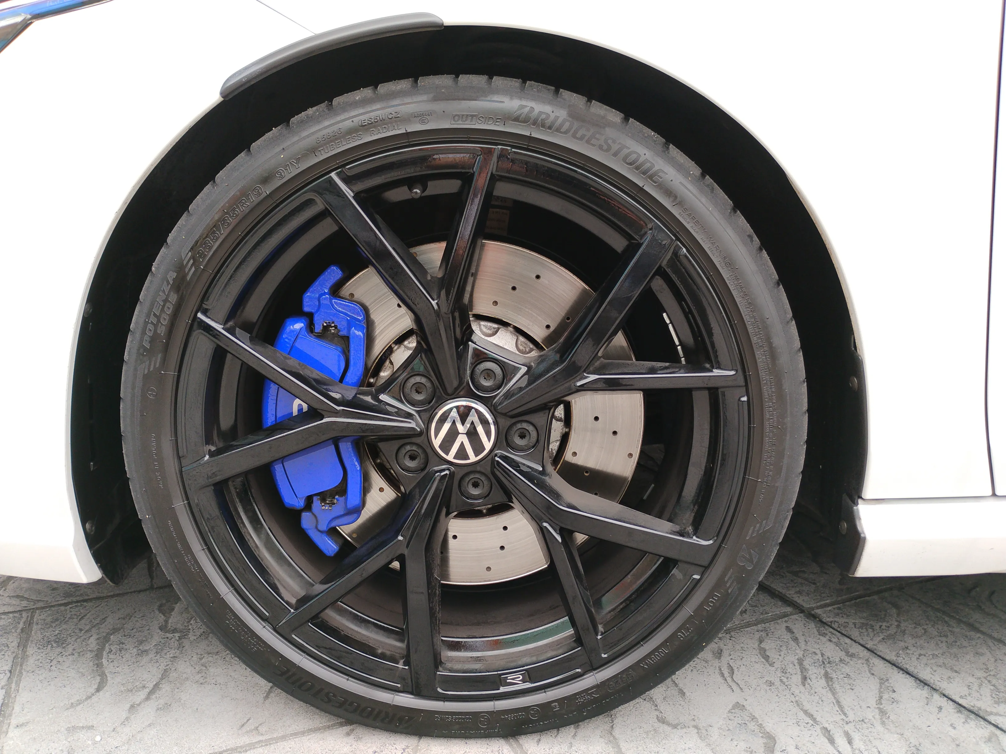 Volkswagen Golf R 2.0 TSI 4Motion DSG - foto 17