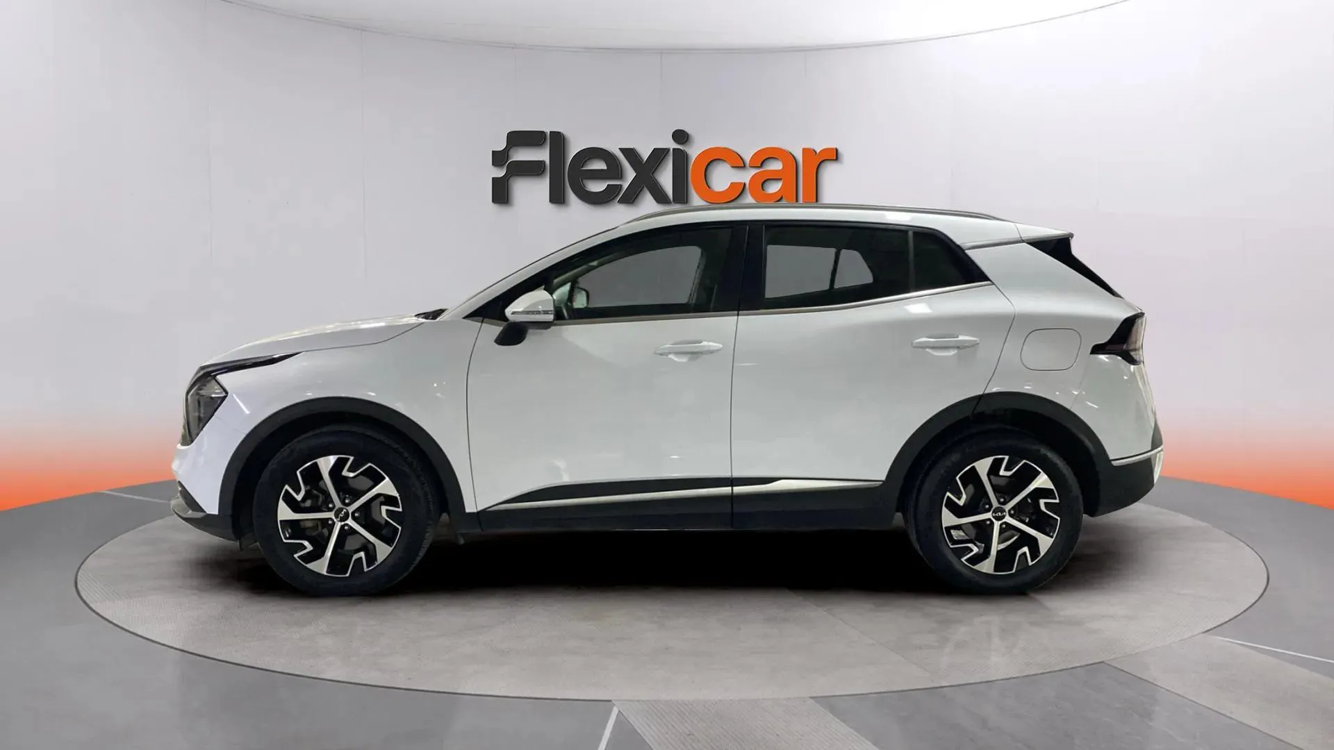 Kia Sportage 1.6 T-GDi HEV Drive 4x2 - foto 4