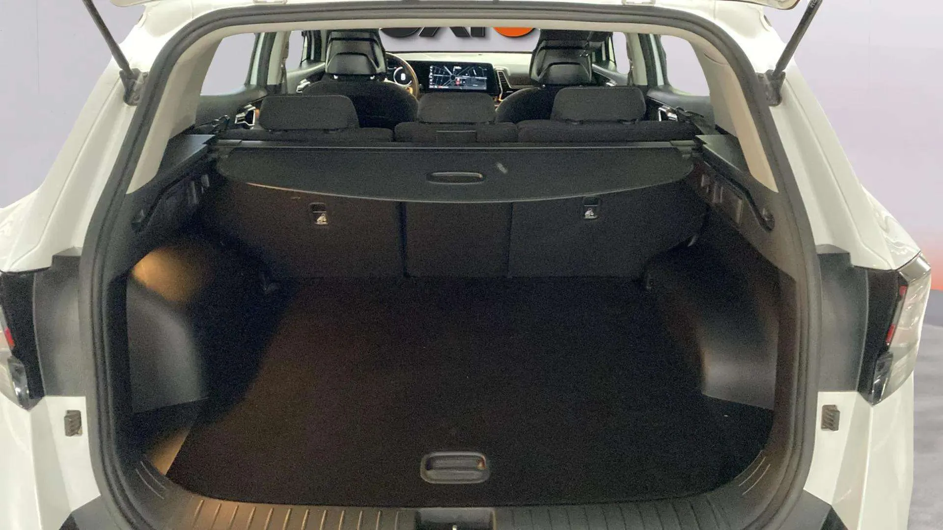 Kia Sportage 1.6 T-GDi HEV Drive 4x2 - foto 25