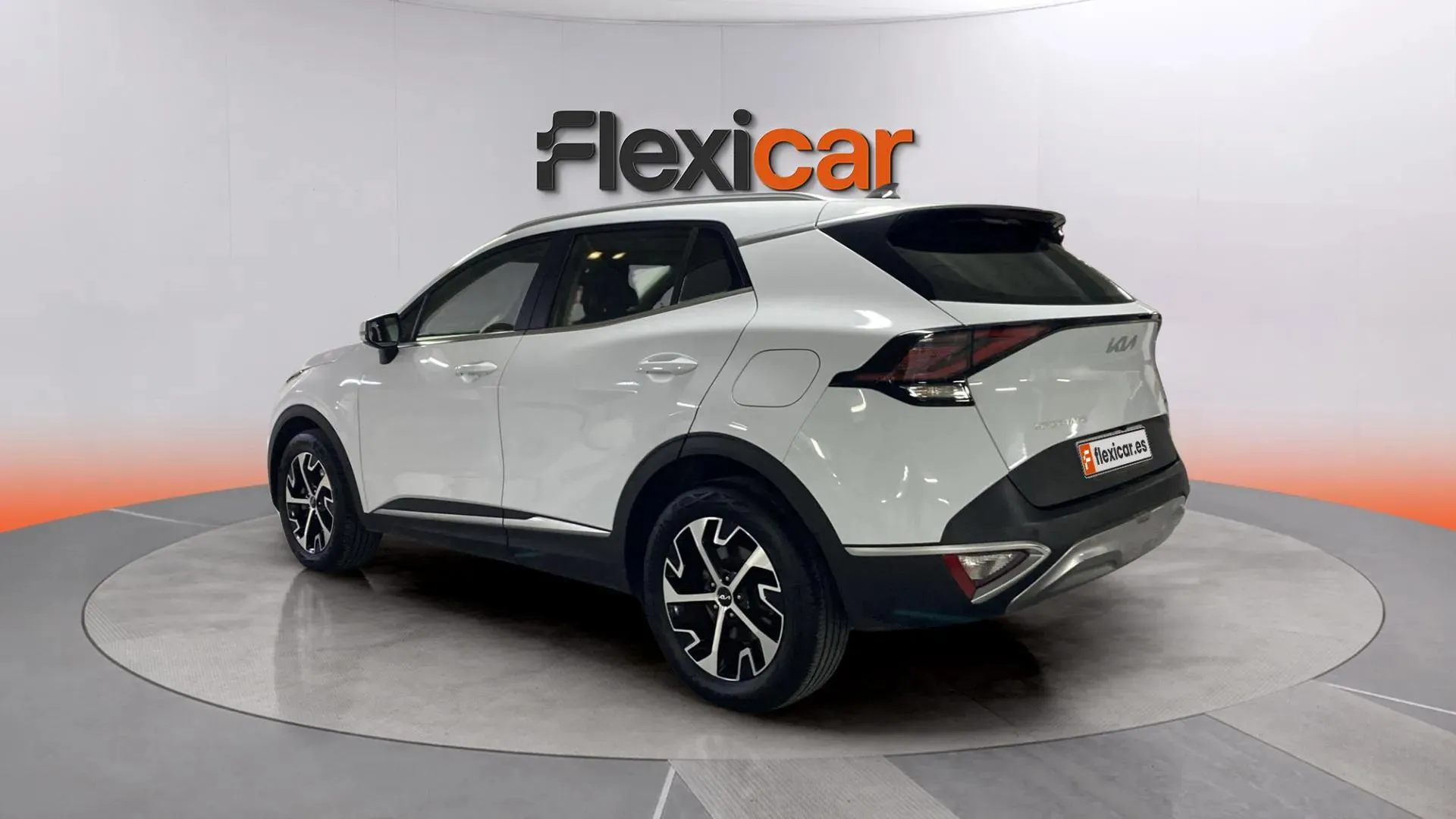 Kia Sportage 1.6 T-GDi HEV Drive 4x2 - foto 5