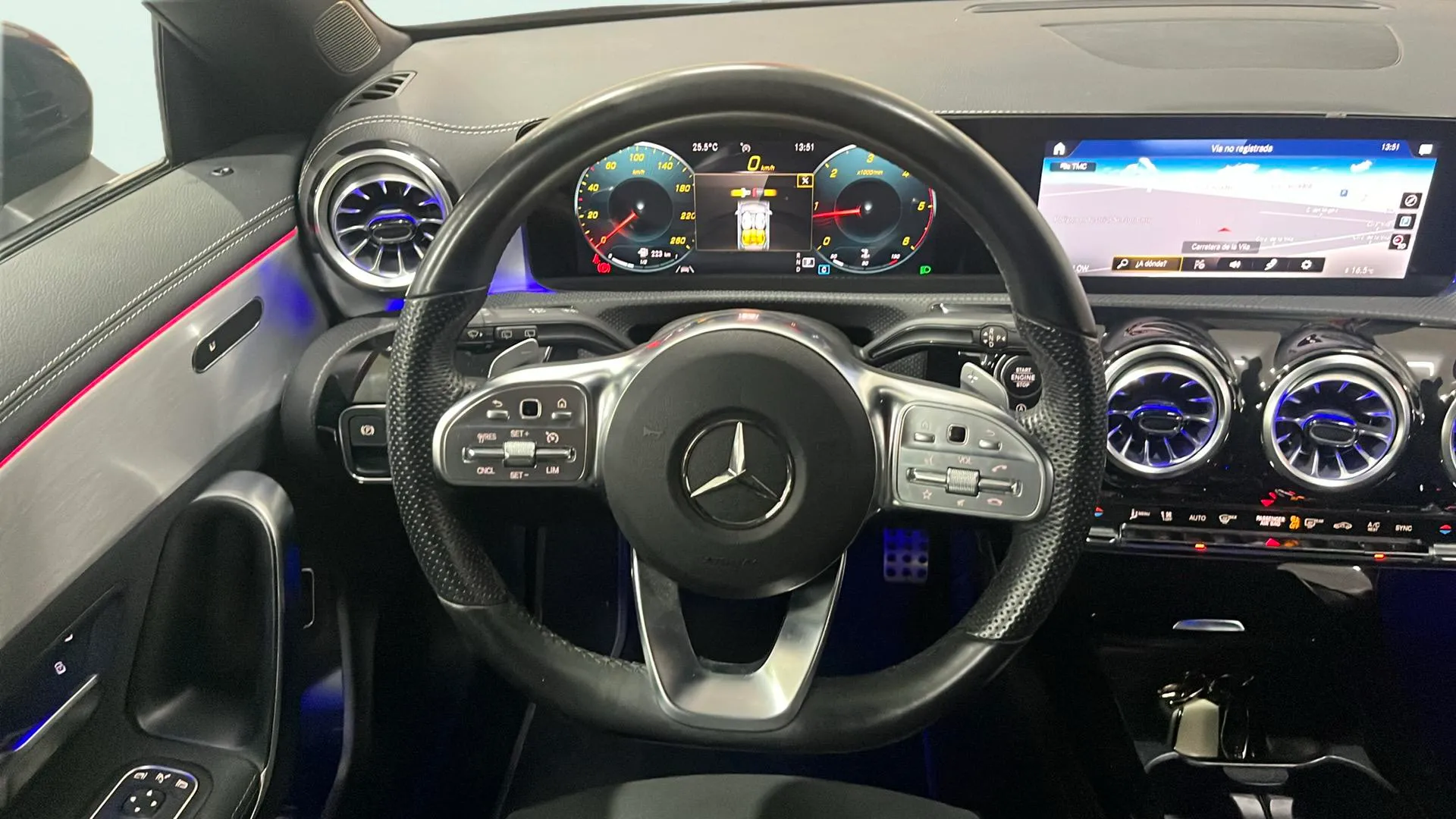 Mercedes-Benz CLA 200 D DCT Shooting Brake - foto 17