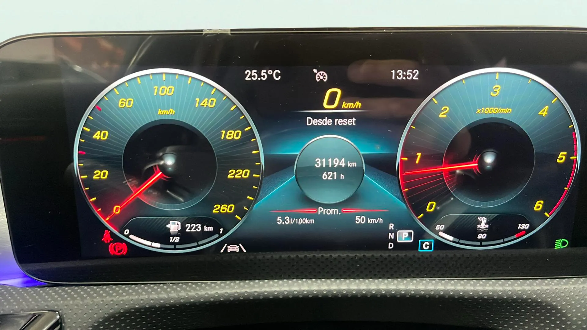 Mercedes-Benz CLA 200 D DCT Shooting Brake - foto 18