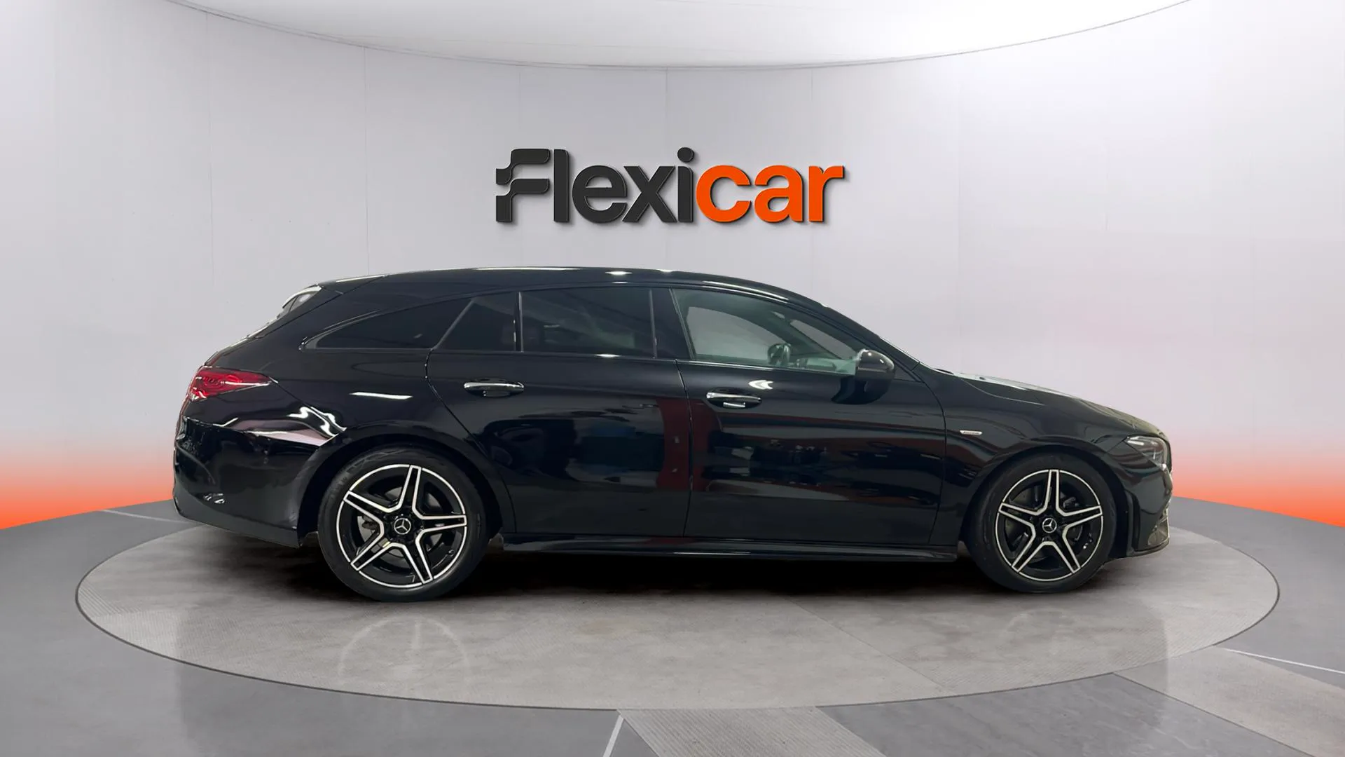 Mercedes-Benz CLA 200 D DCT Shooting Brake - foto 8
