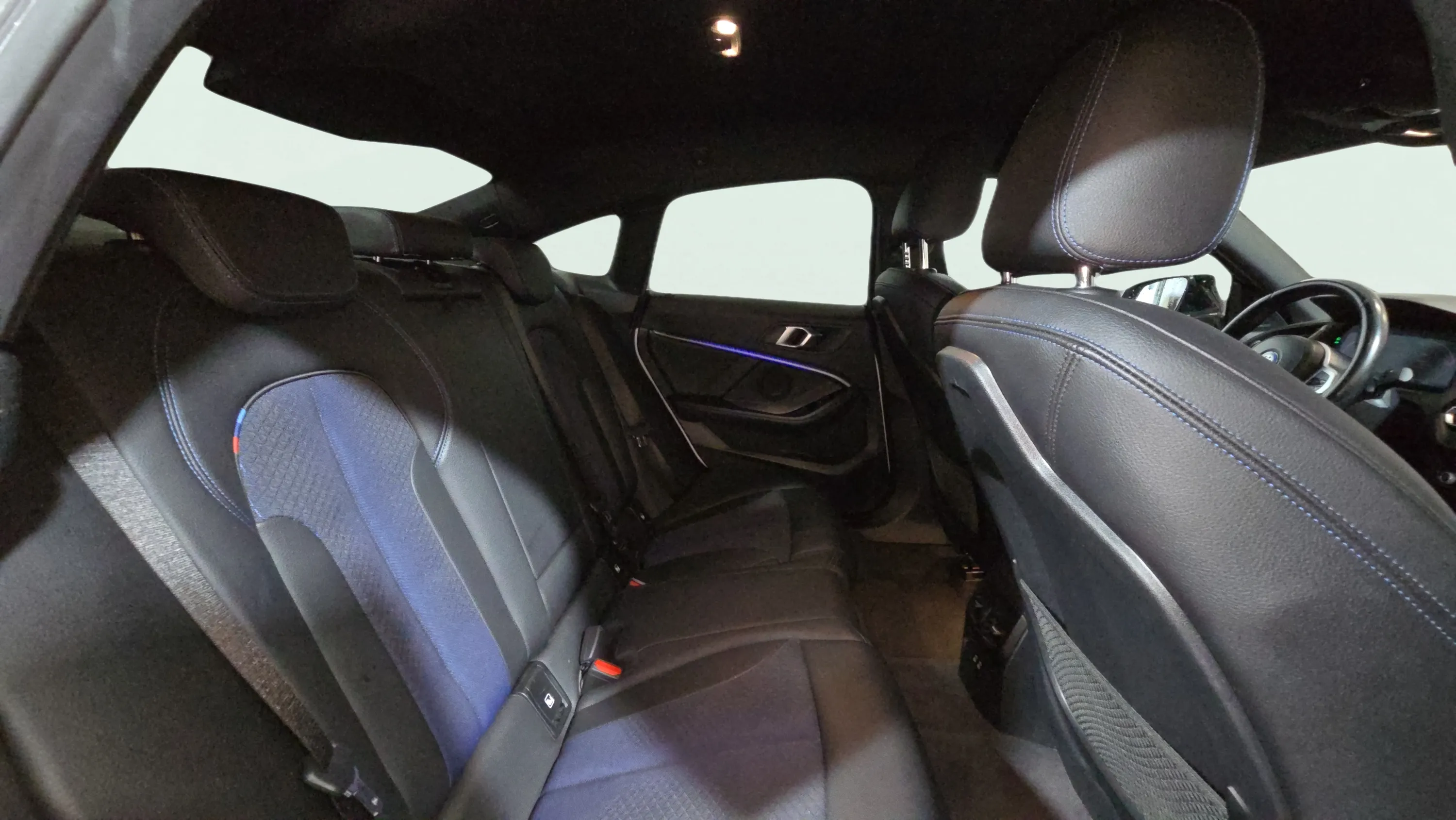 BMW Serie 2 218dA - foto 20