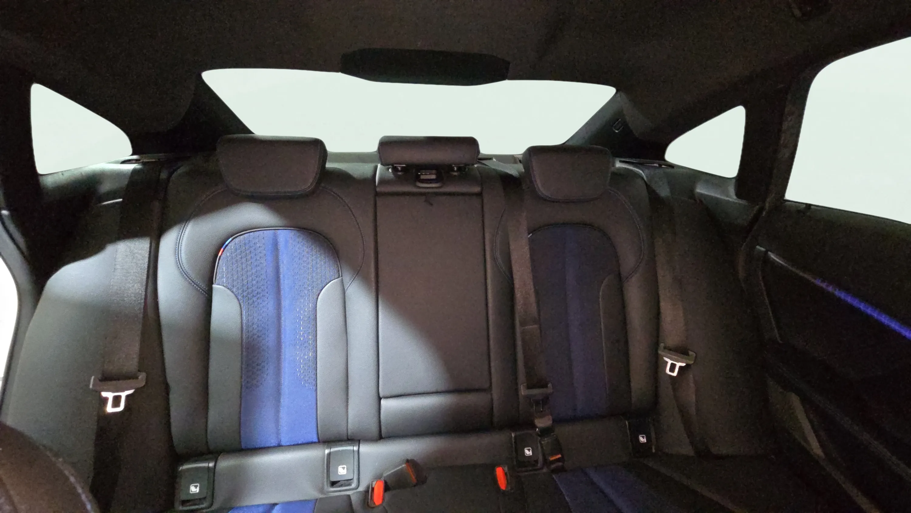 BMW Serie 2 218dA - foto 21