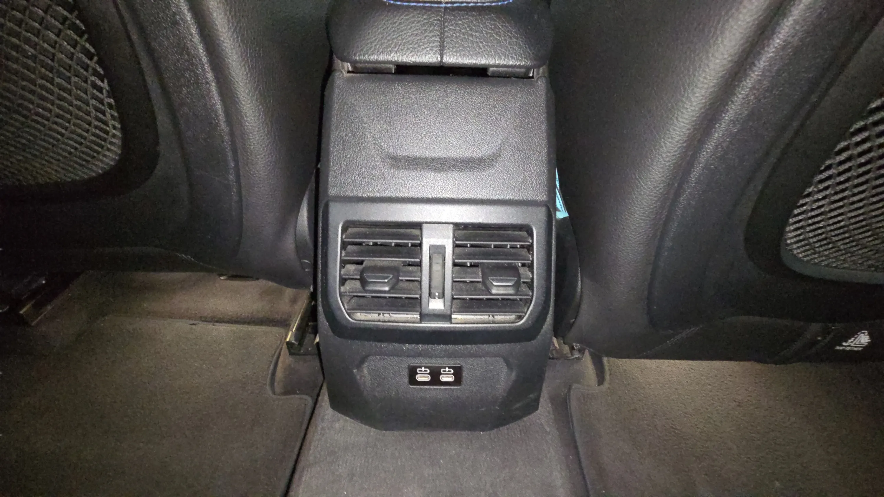 BMW Serie 2 218dA - foto 22