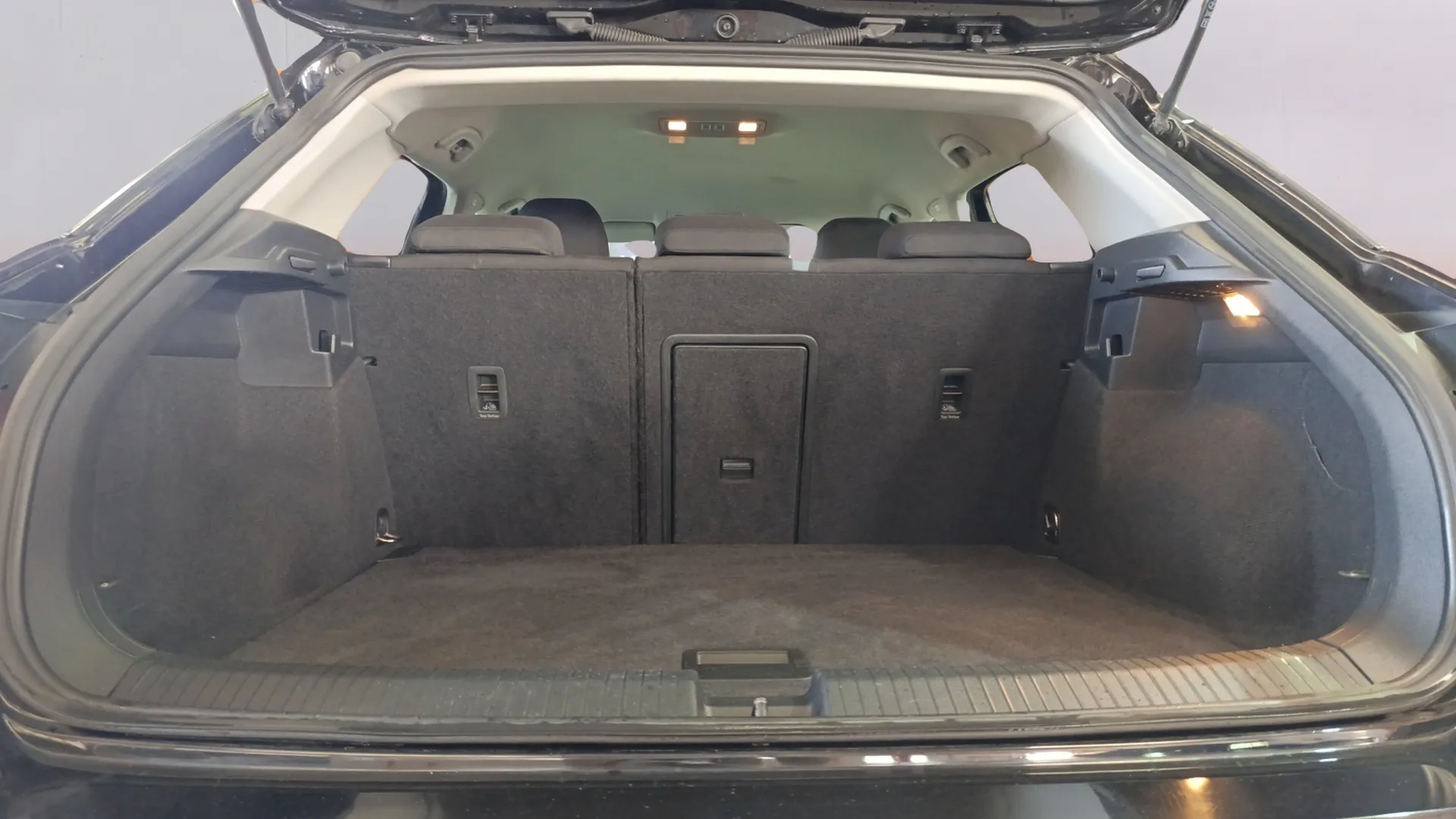 Volkswagen T-Roc Advance 1.0 TSI - foto 37