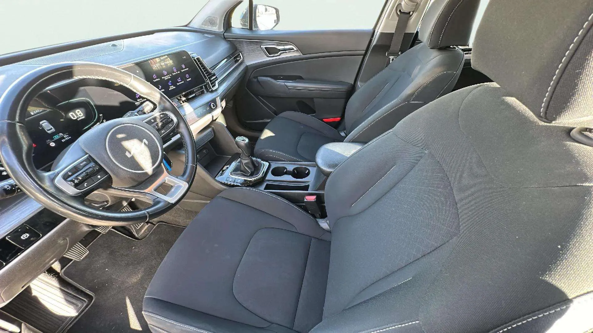 Kia Sportage 1.6 CRDi MHEV Business 4x2 - foto 9