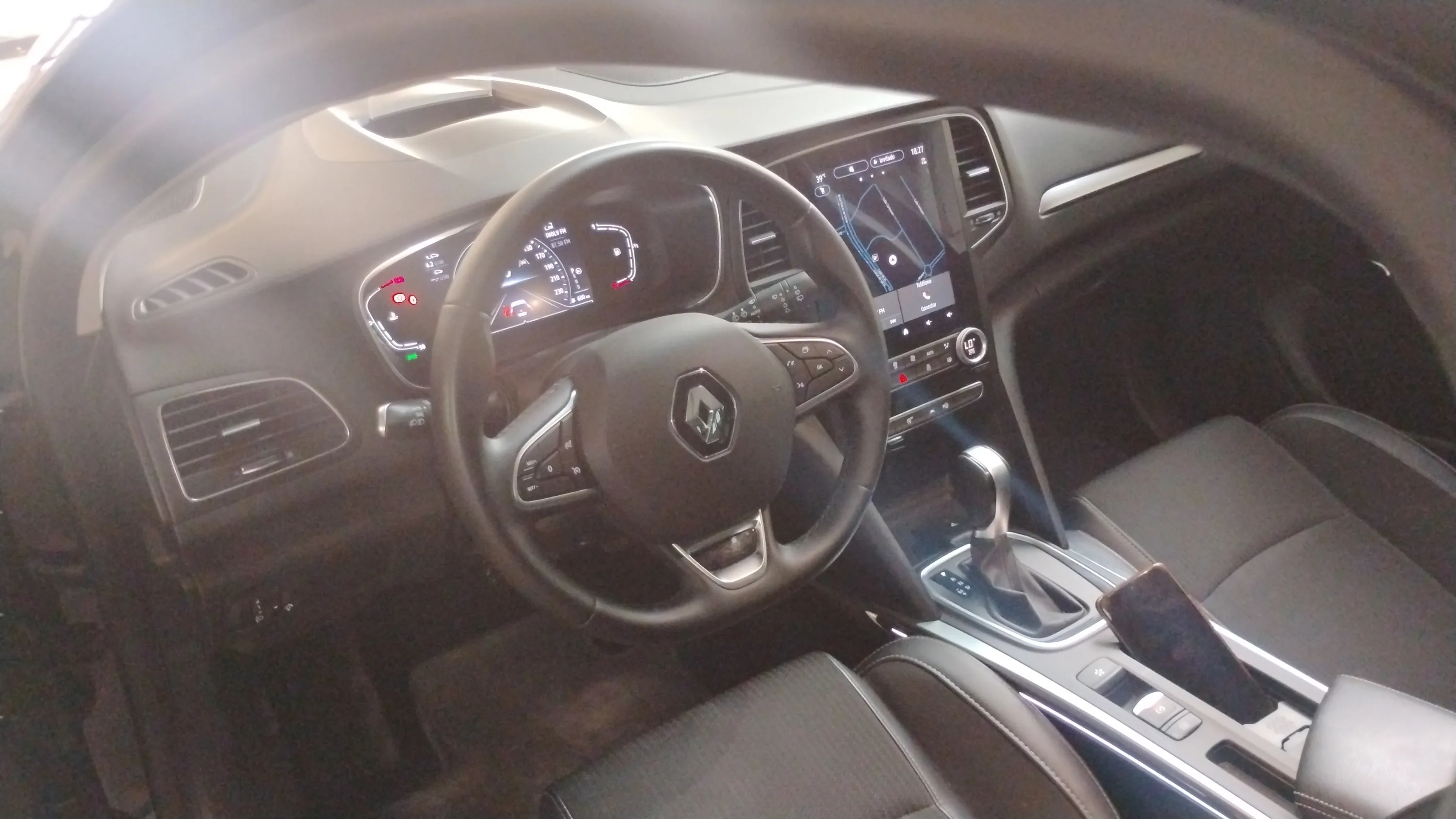 Renault Mégane S.T. Techno TCe EDC GPF - foto 11