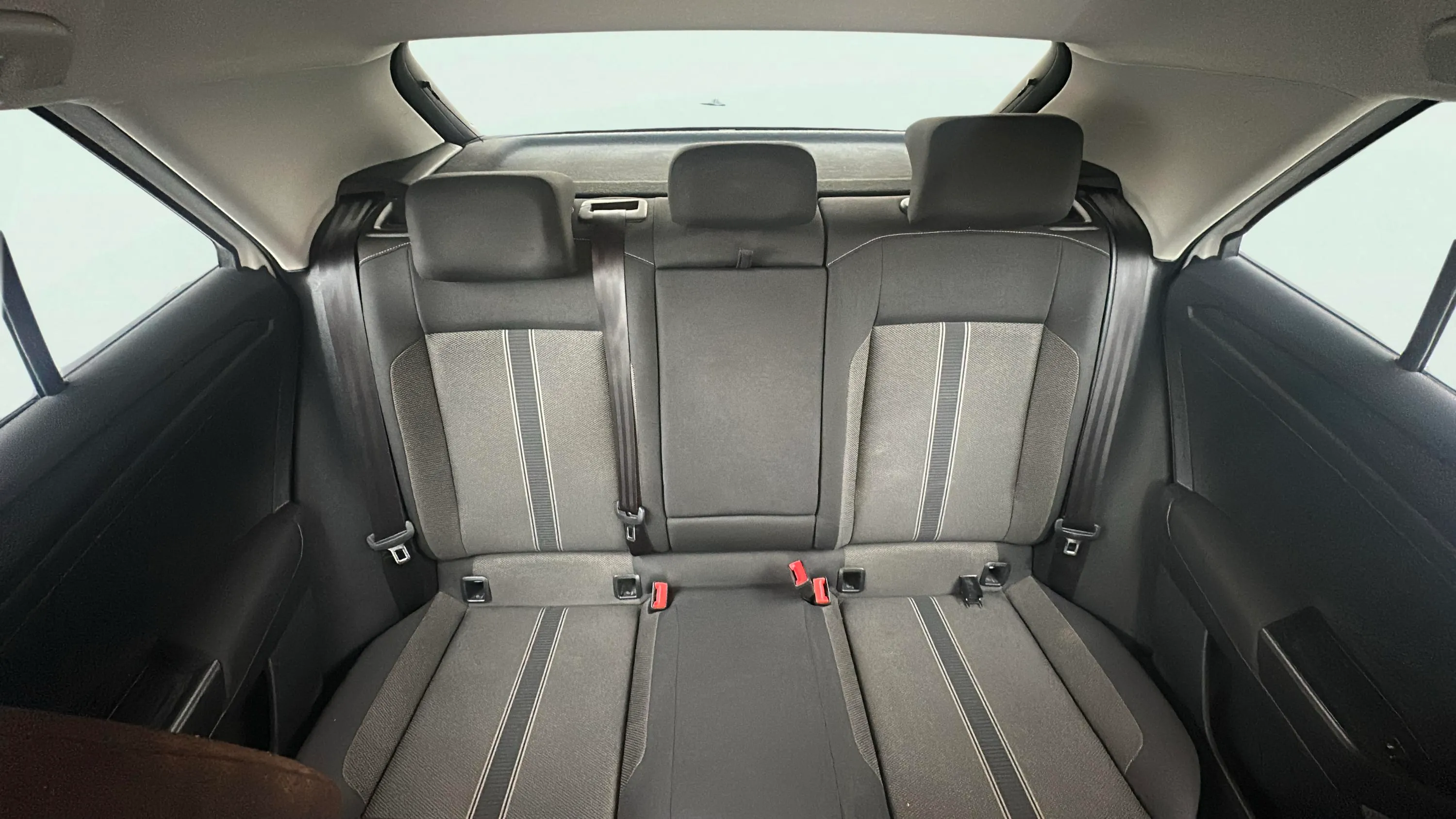 Volkswagen T-Roc Advance Style 1.5 TSI DSG - foto 14