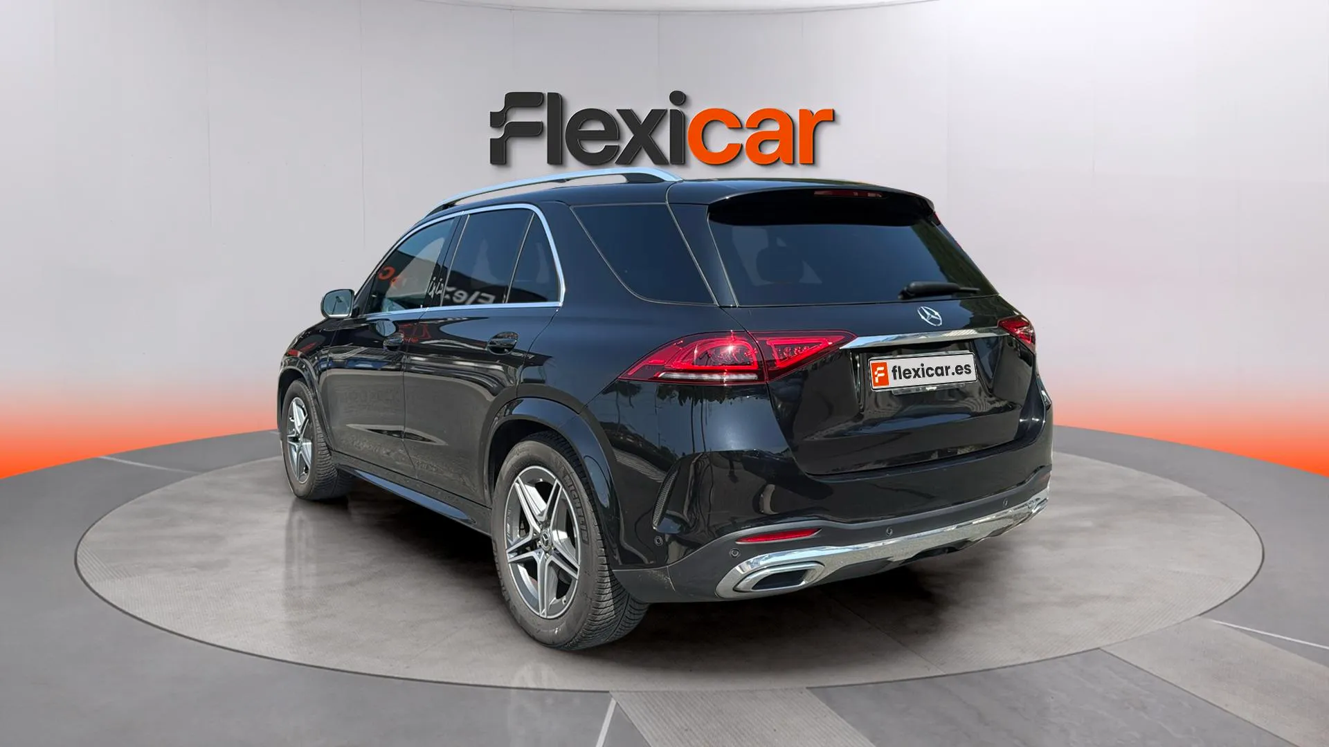 Mercedes-Benz GLE 300 d 4MATIC - foto 5