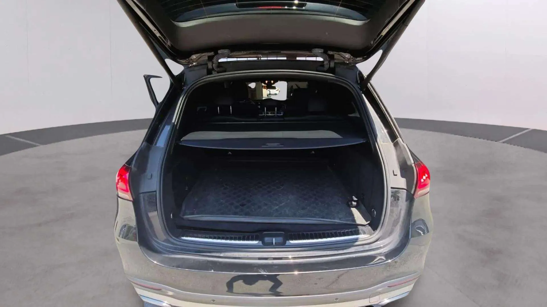 Mercedes-Benz GLE 300 d 4MATIC - foto 33