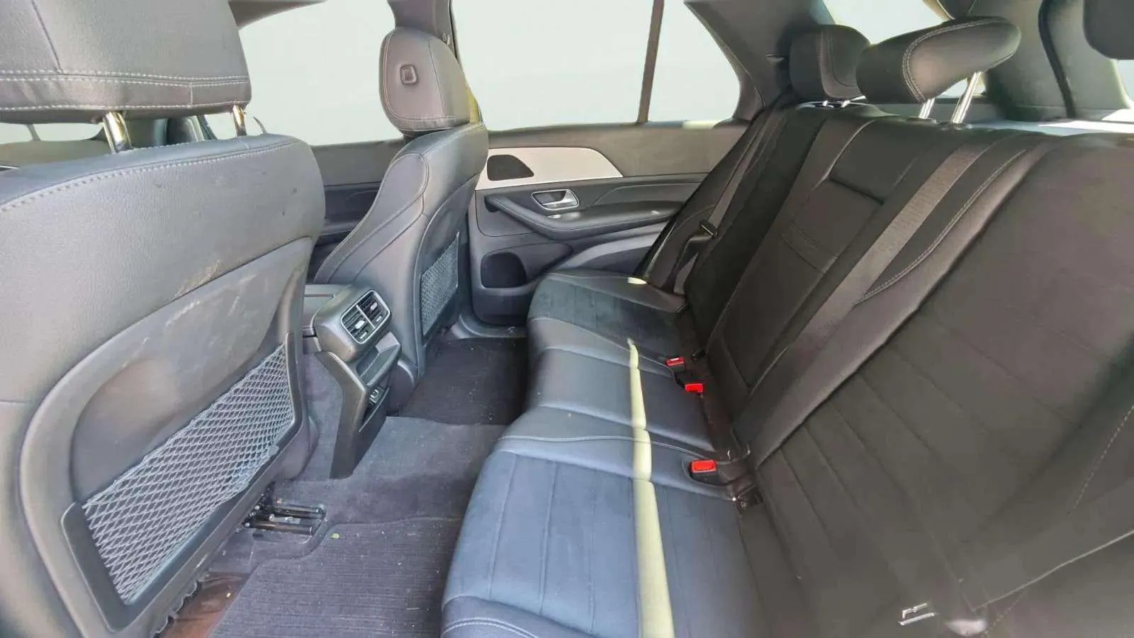 Mercedes-Benz GLE 300 d 4MATIC - foto 28