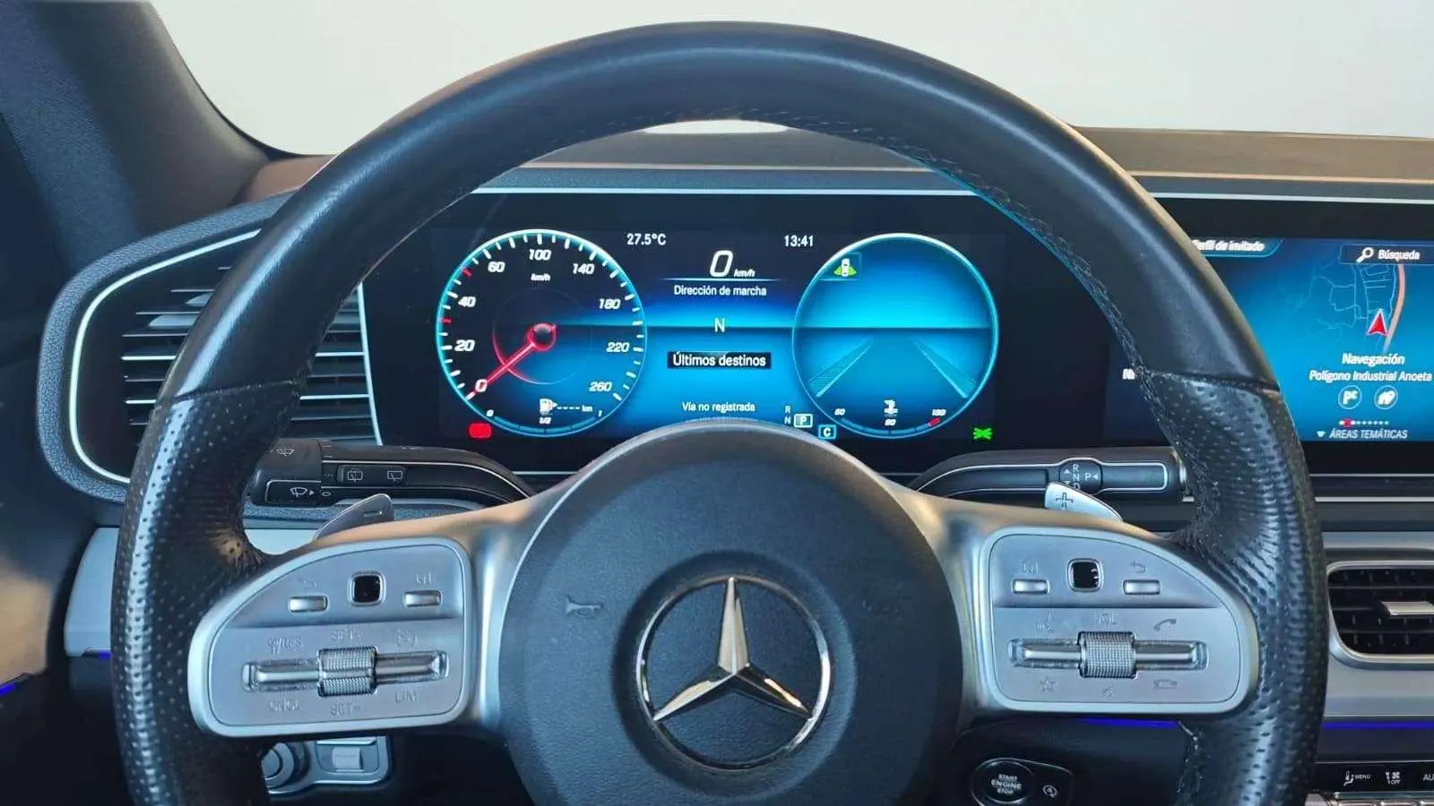 Mercedes-Benz GLE 300 d 4MATIC - foto 9