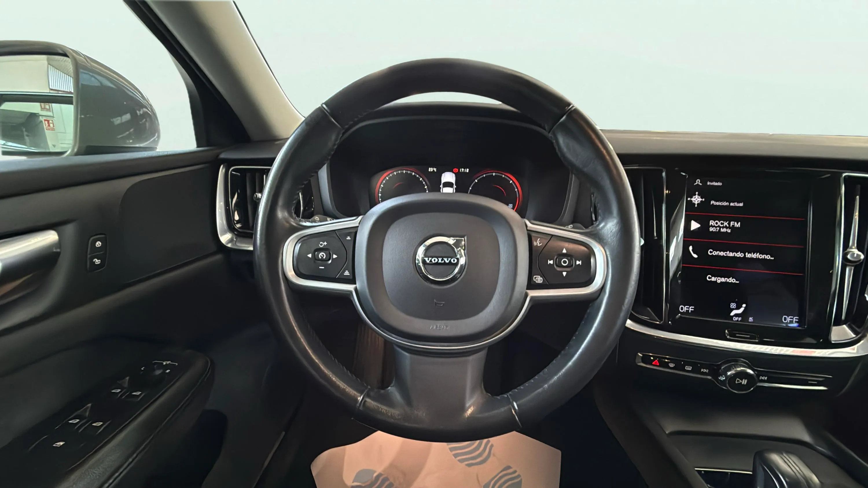 Volvo V60 2.0 B4 (D) Momentum Pro - foto 16