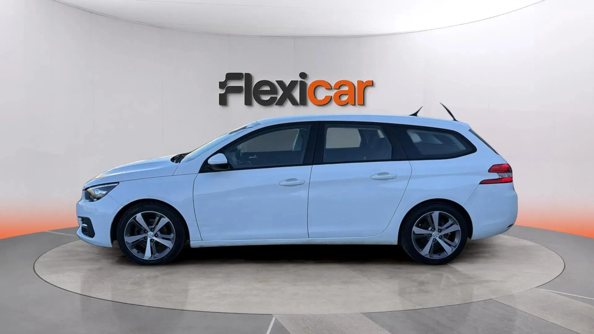 Peugeot 308 SW Access 1.6 BlueHDi - foto 4