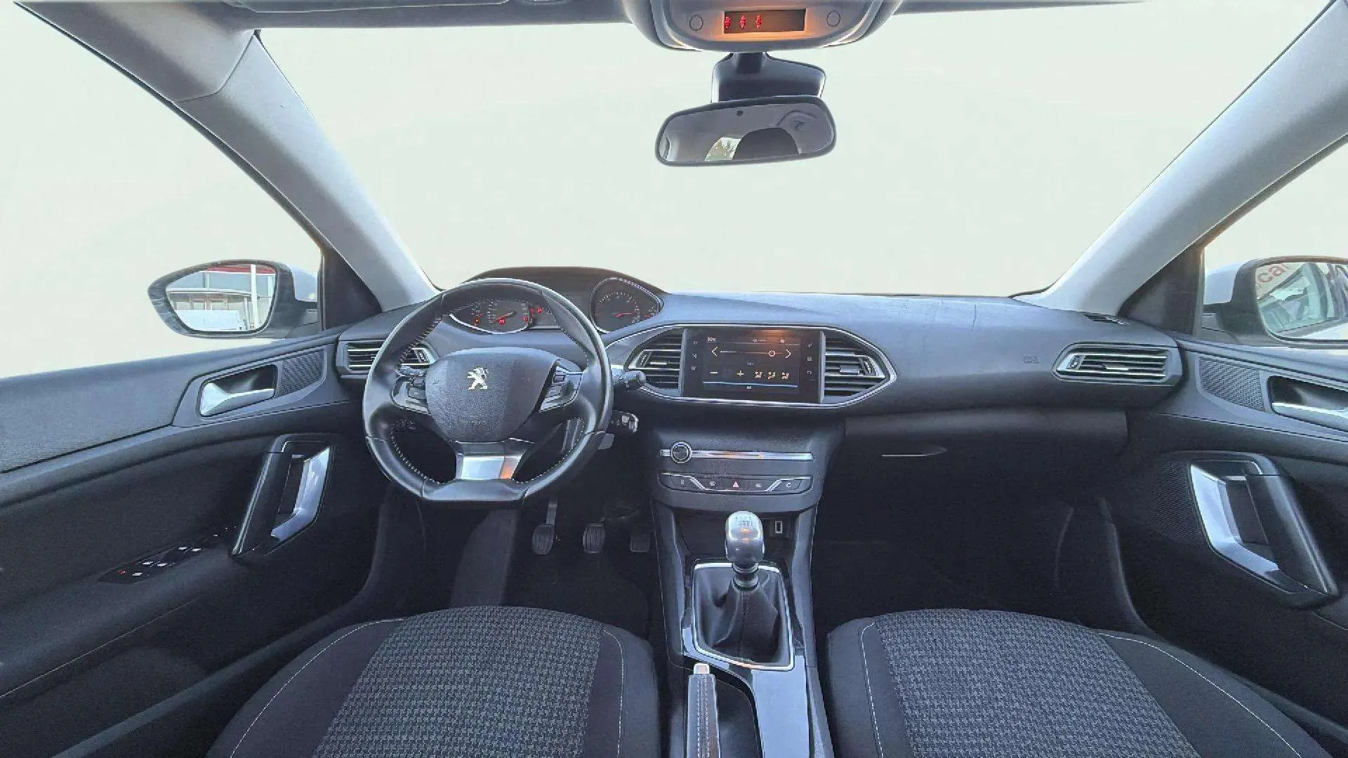 Peugeot 308 SW Access 1.6 BlueHDi - foto 9