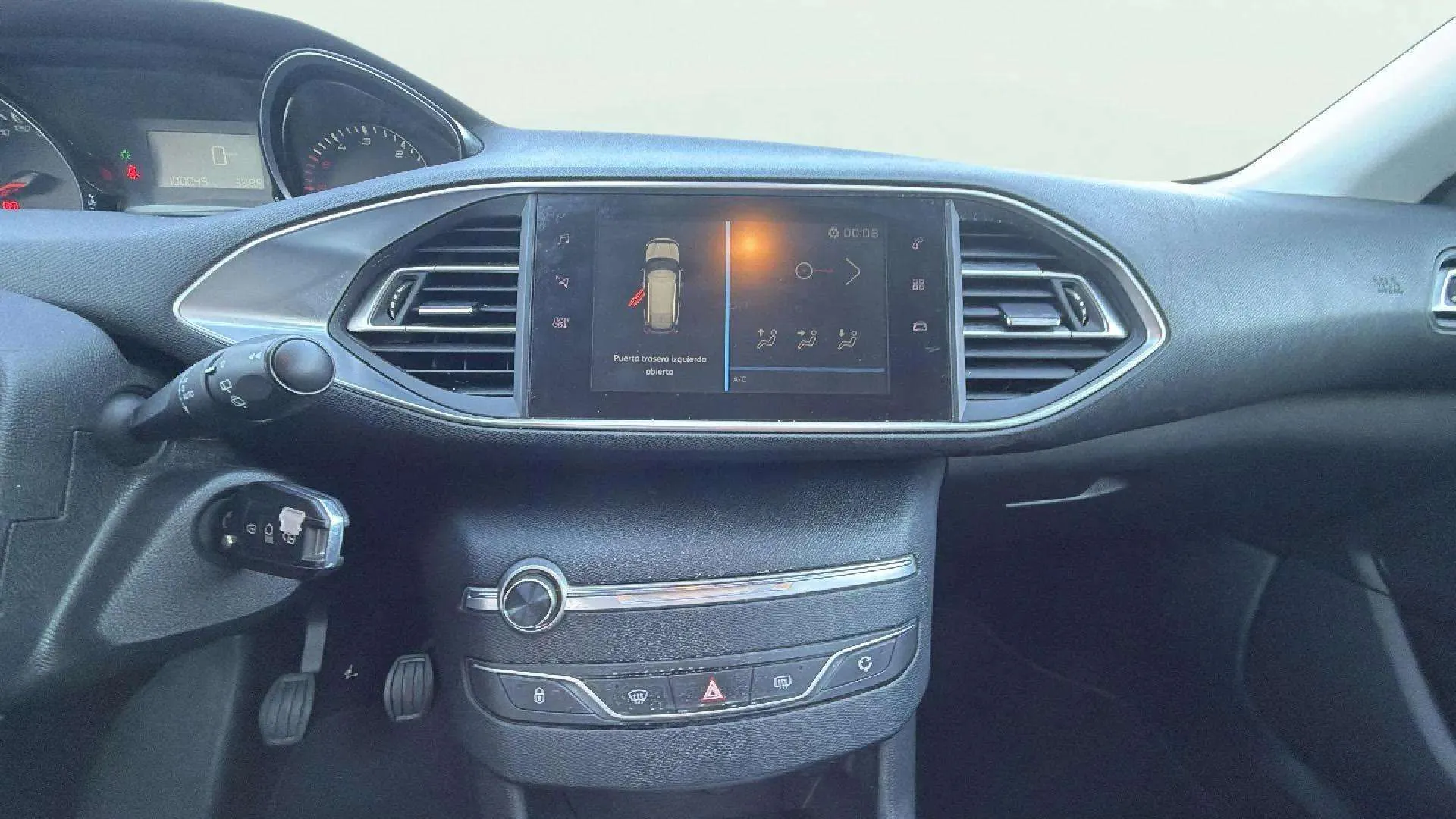 Peugeot 308 SW Access 1.6 BlueHDi - foto 10