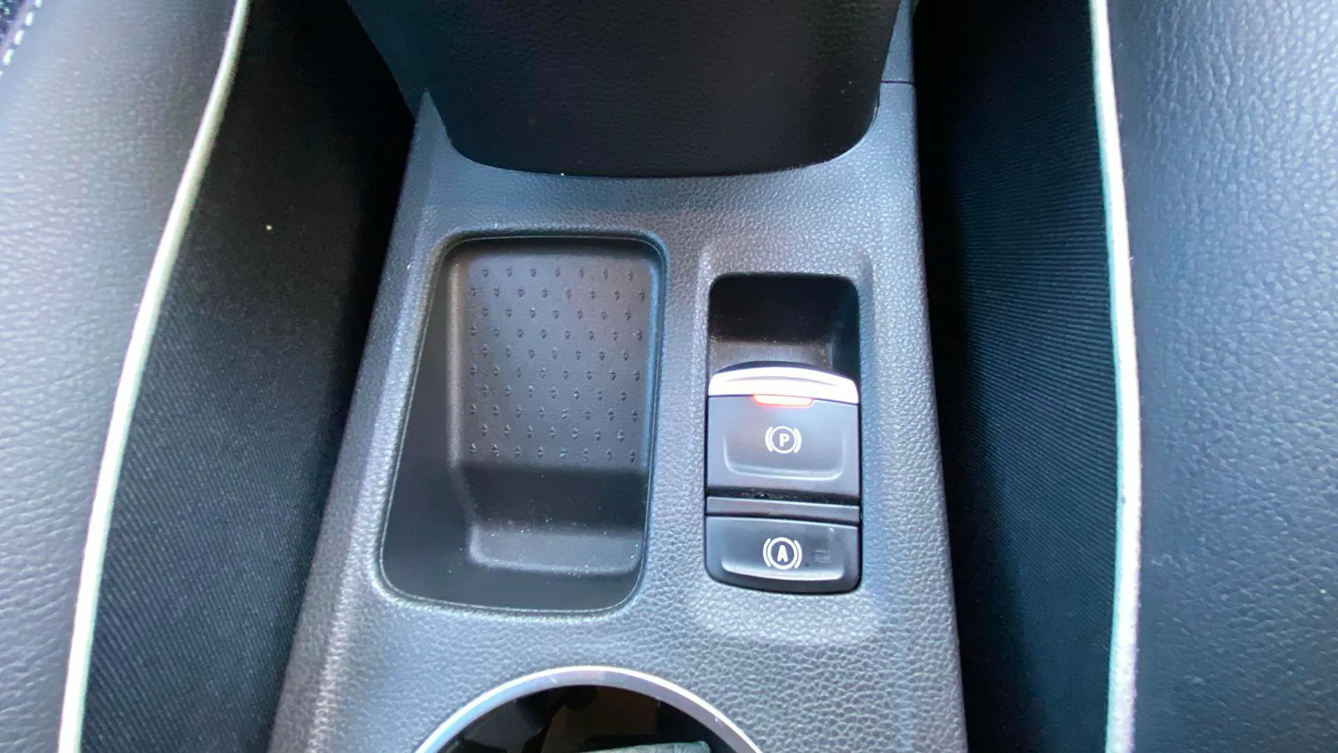 Mitsubishi ASX 130T MHEV Motion - foto 17