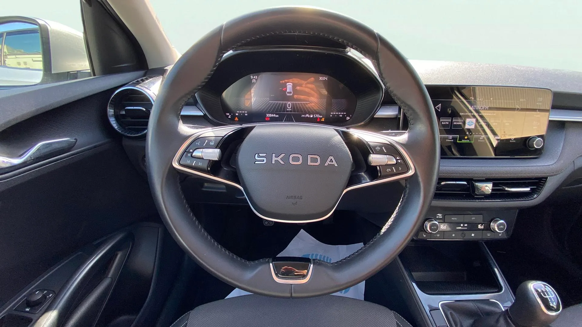 Škoda Fabia 1.0 TSI Selection - foto 11