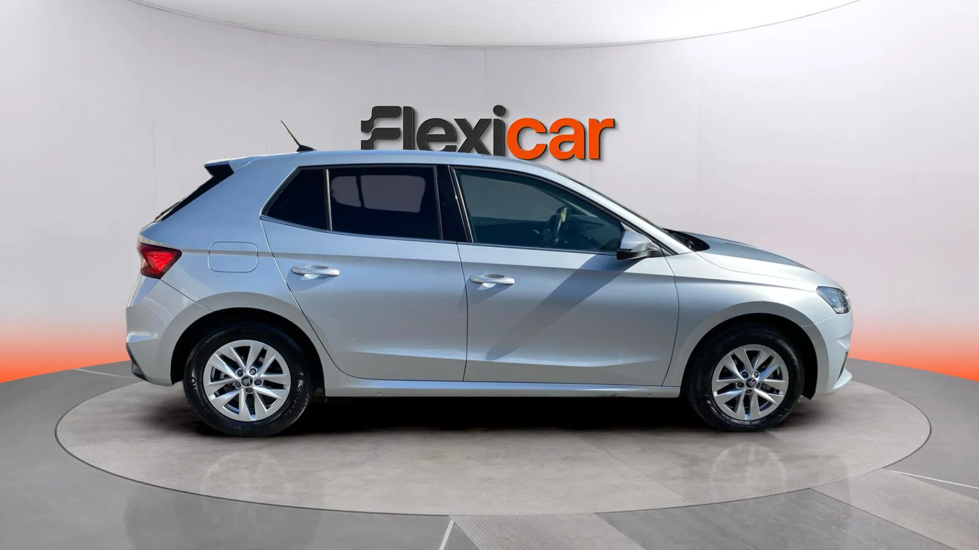Škoda Fabia 1.0 TSI Selection - foto 7