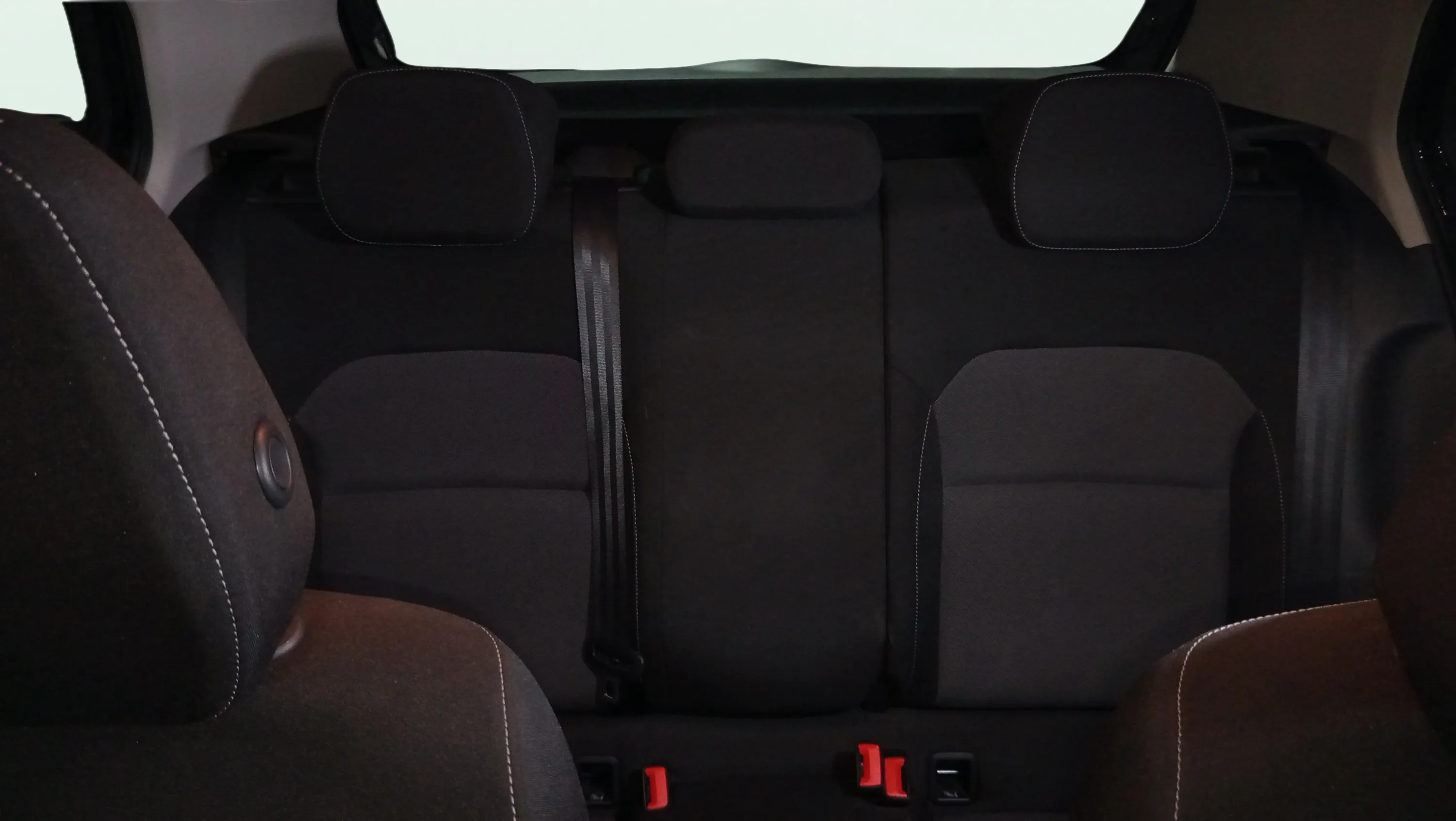 Škoda Fabia 1.0 TSI Selection - foto 17