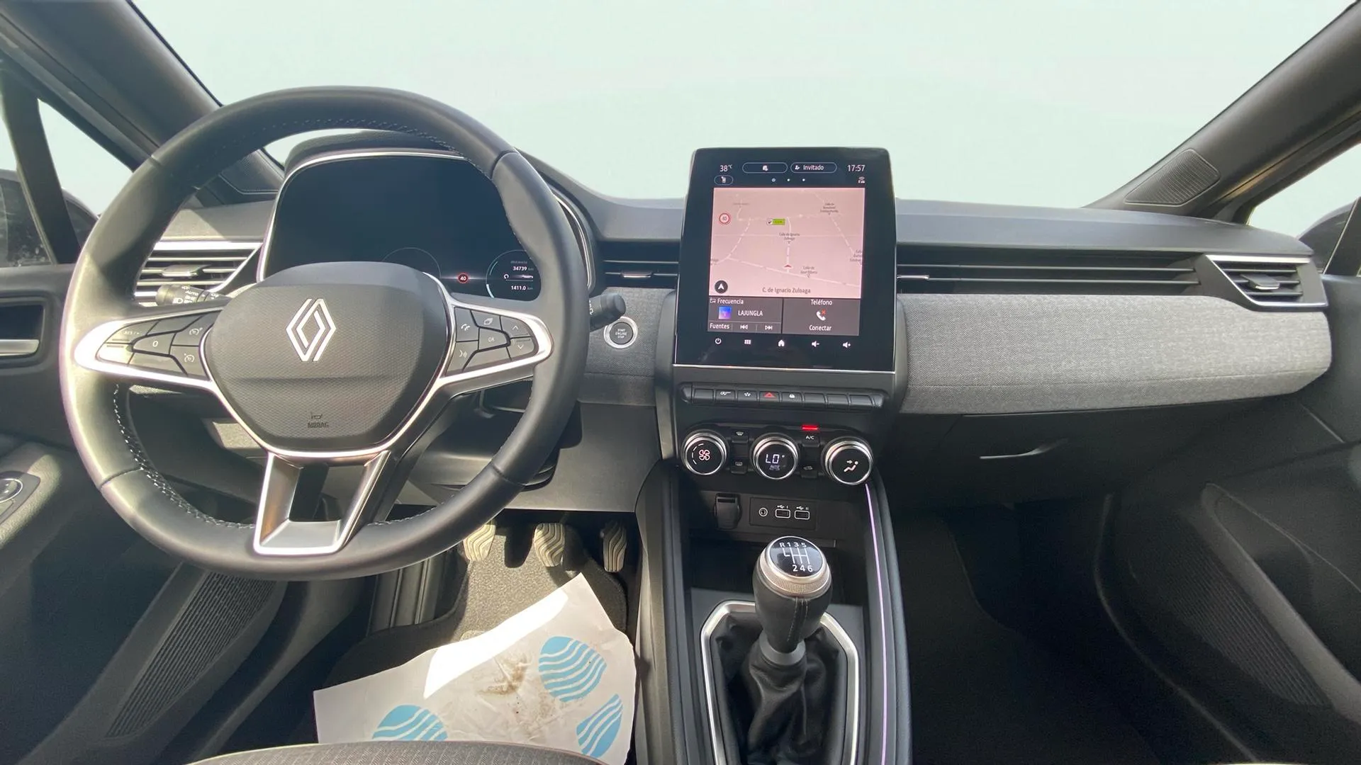 Renault Clio Techno TCe 90 - foto 9