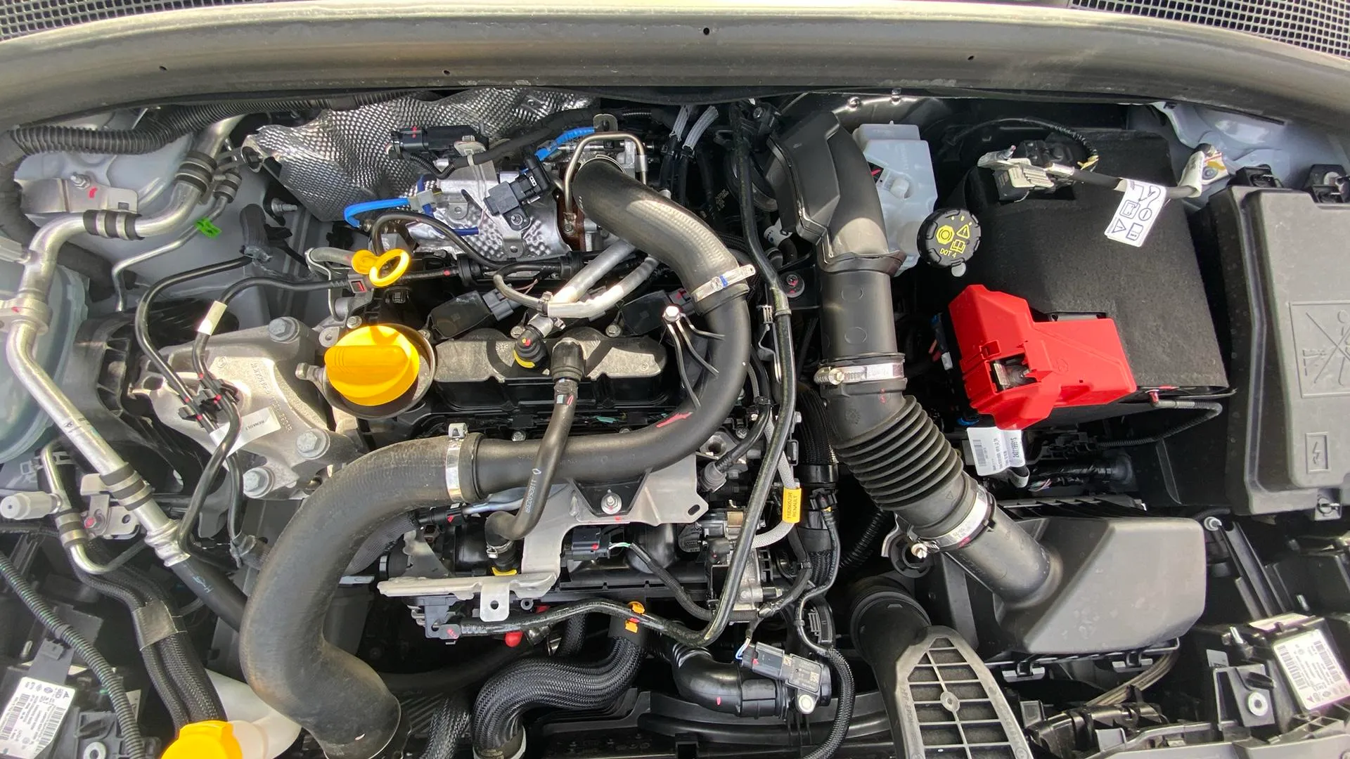 Renault Clio Techno TCe 90 - foto 19