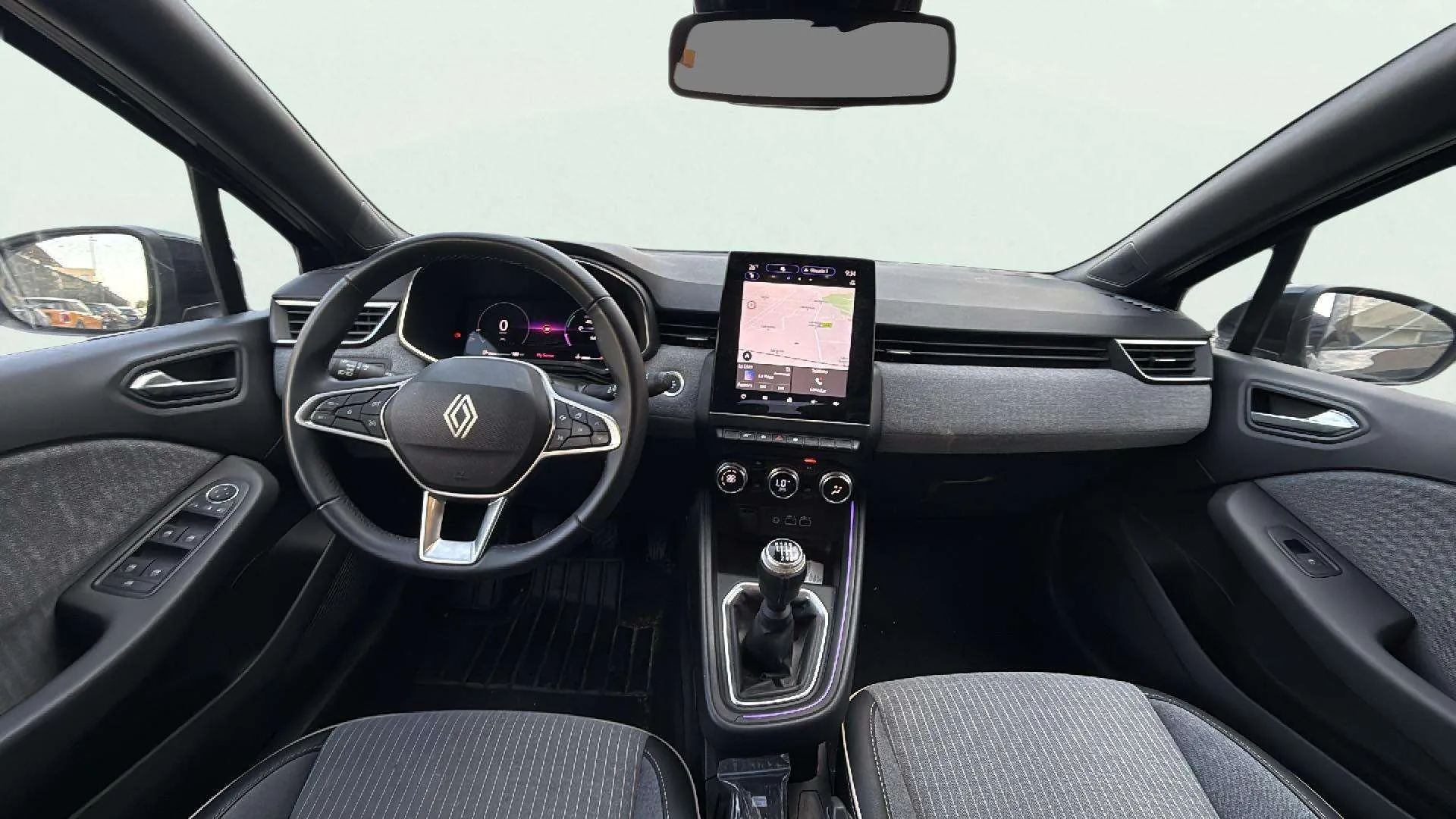Renault Clio Techno TCe 90 - foto 14
