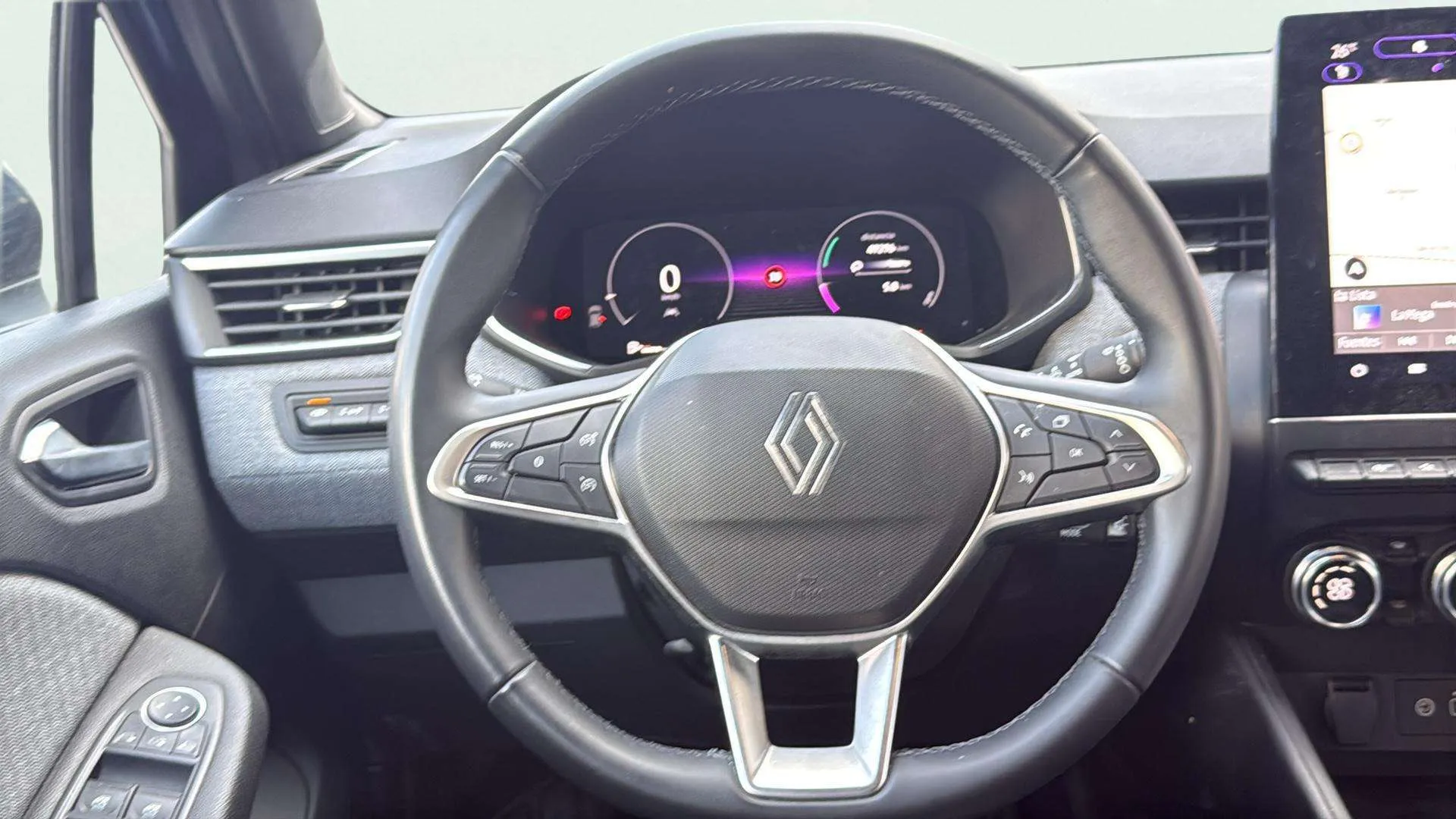 Renault Clio Techno TCe 90 - foto 11