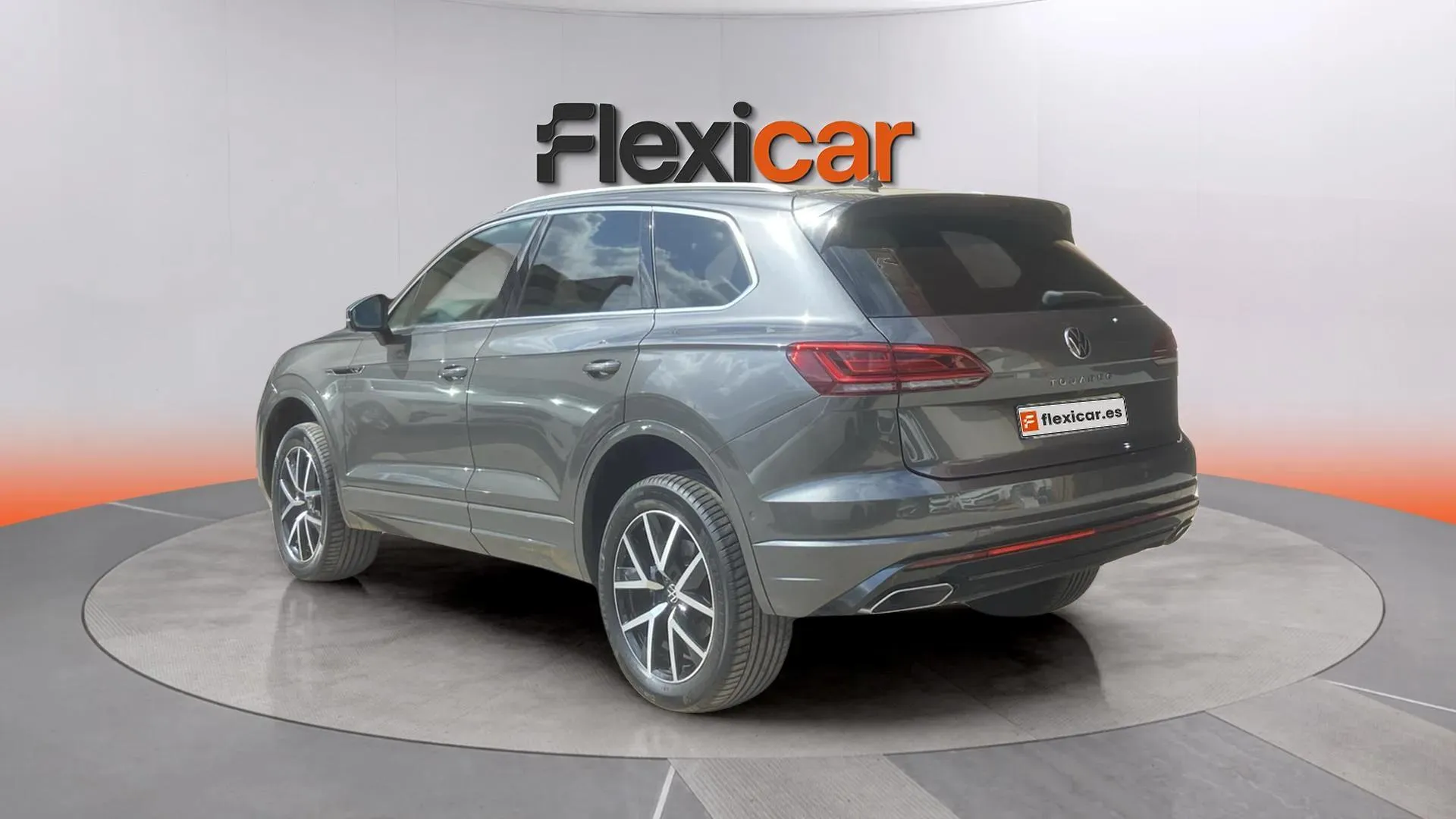 Volkswagen Touareg R-Line 3.0 V6 TDI Tip 4M - foto 4