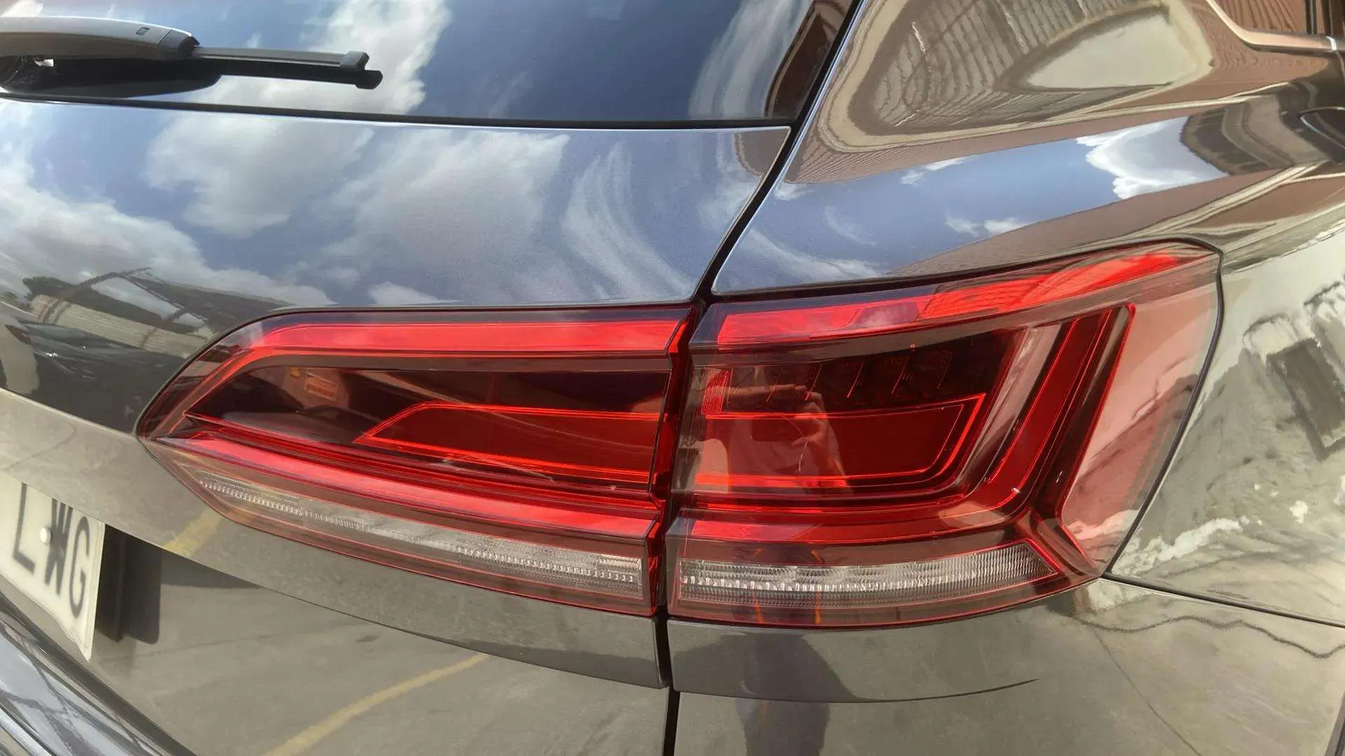 Volkswagen Touareg R-Line 3.0 V6 TDI Tip 4M - foto 11