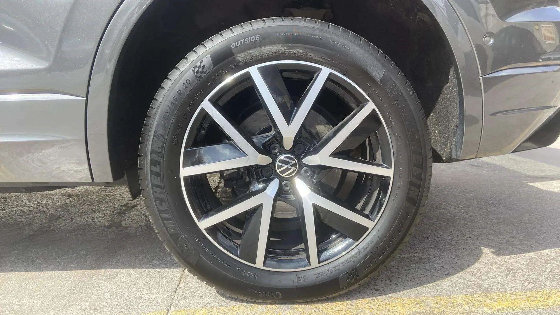 Volkswagen Touareg R-Line 3.0 V6 TDI Tip 4M - foto 8