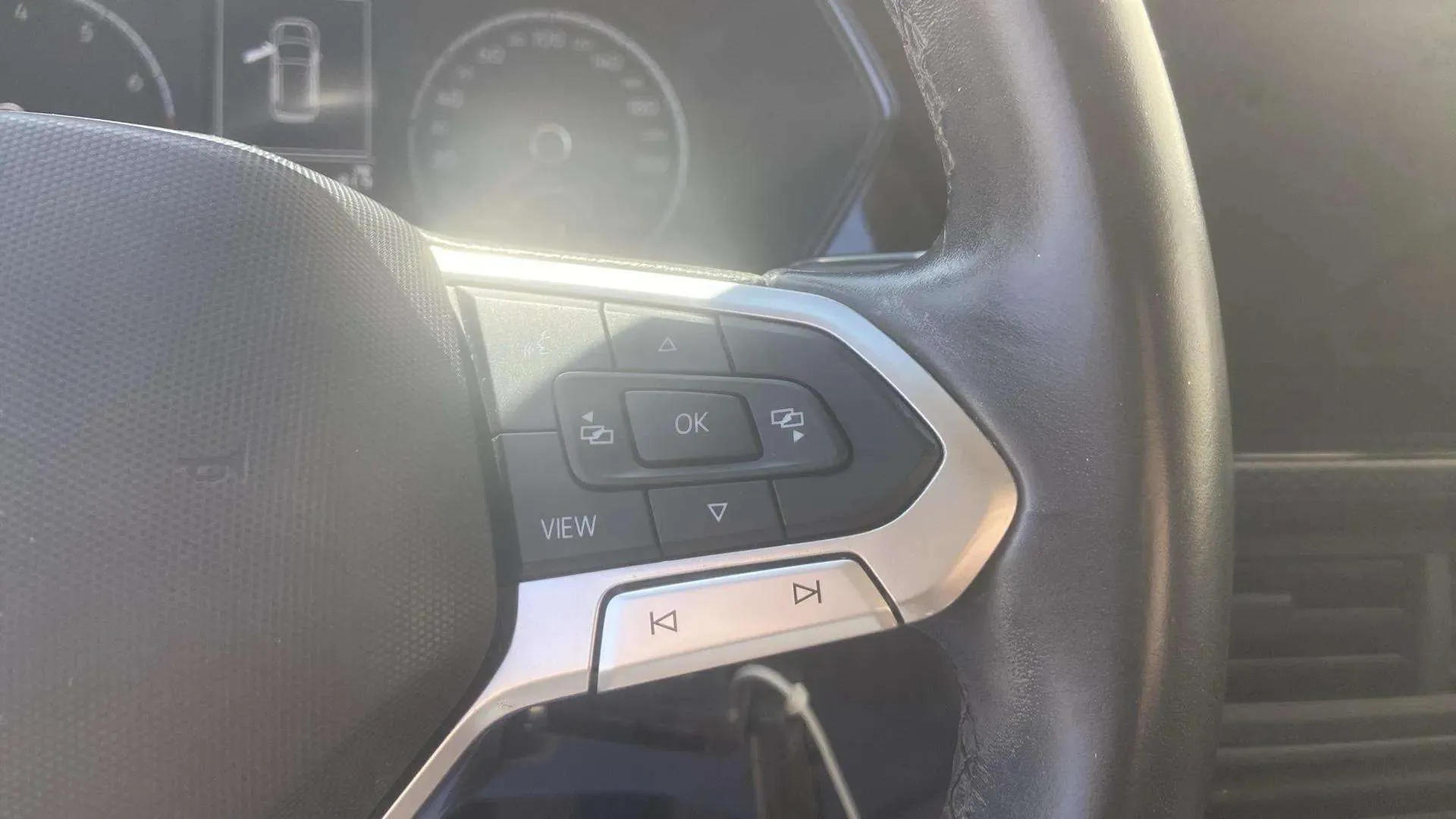 Volkswagen T-Cross Advance 1.0 TSI - foto 14