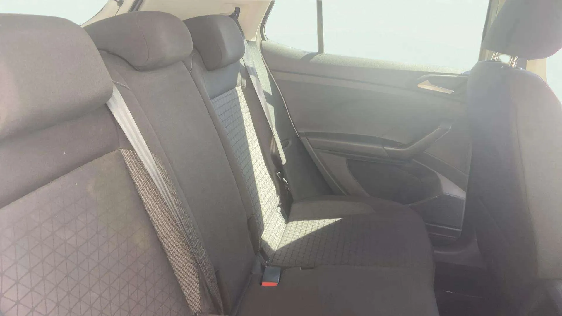 Volkswagen T-Cross Advance 1.0 TSI - foto 22
