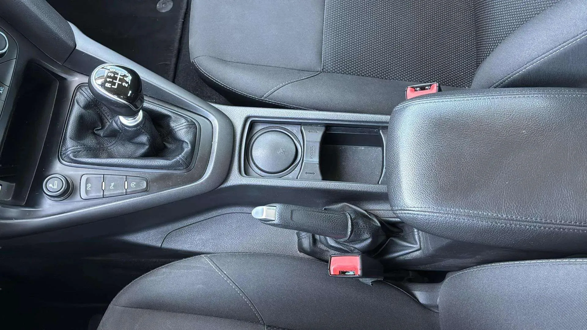 Ford Focus 1.0 EcoBoost Trend+ - foto 19